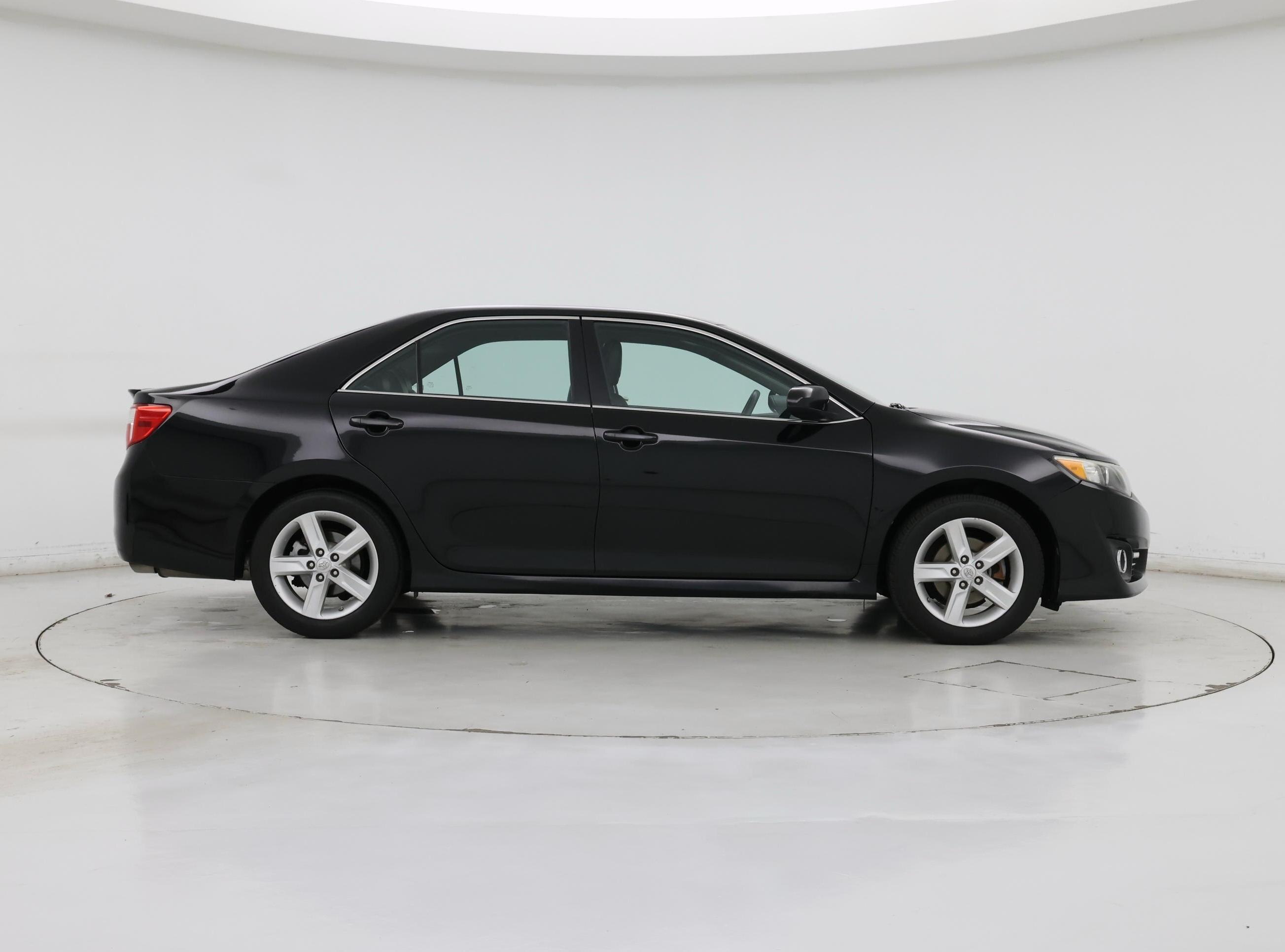 Thumbnail: 2014 Toyota Camry - 7