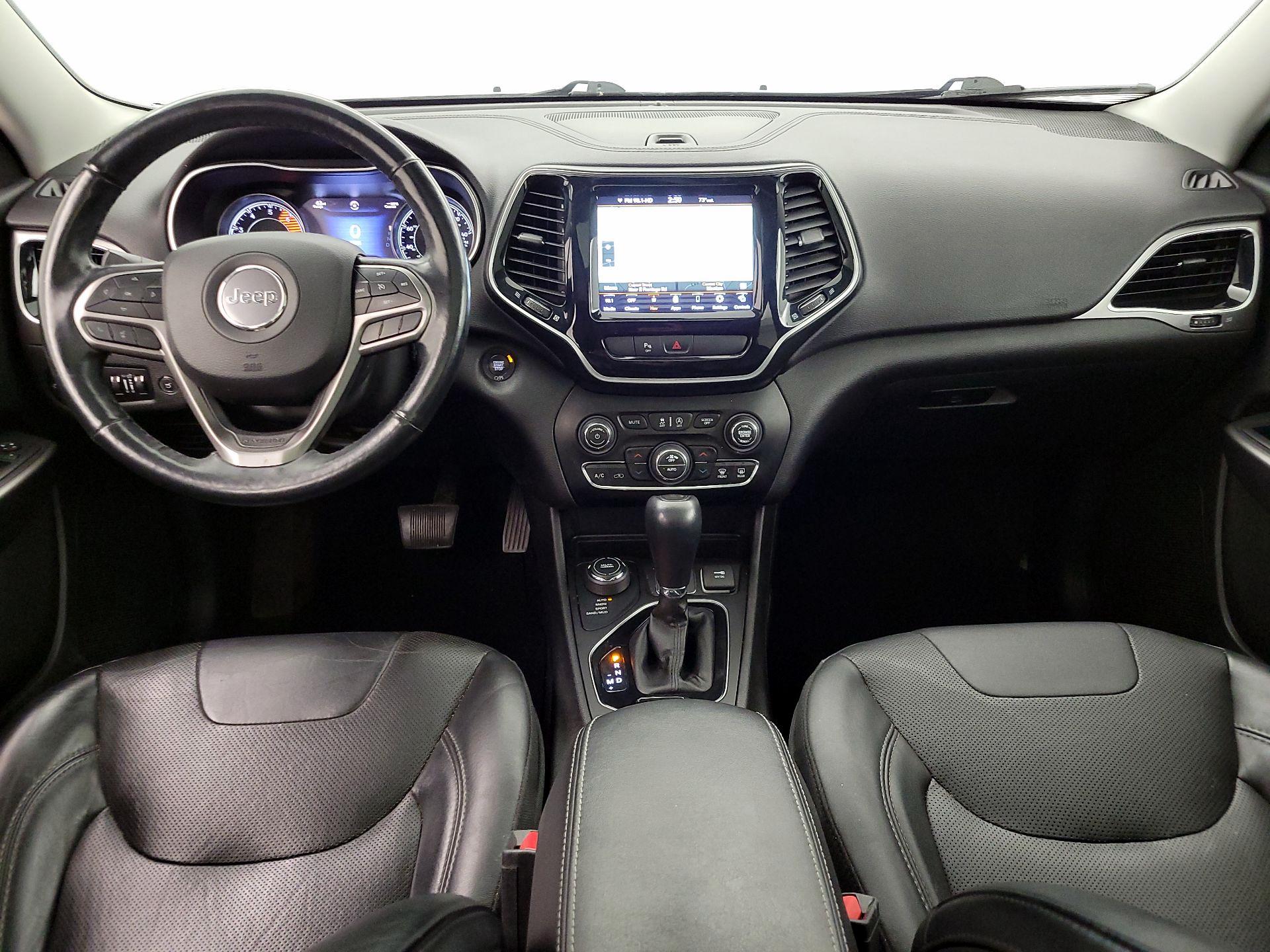 Thumbnail: 2019 Jeep Cherokee - 9