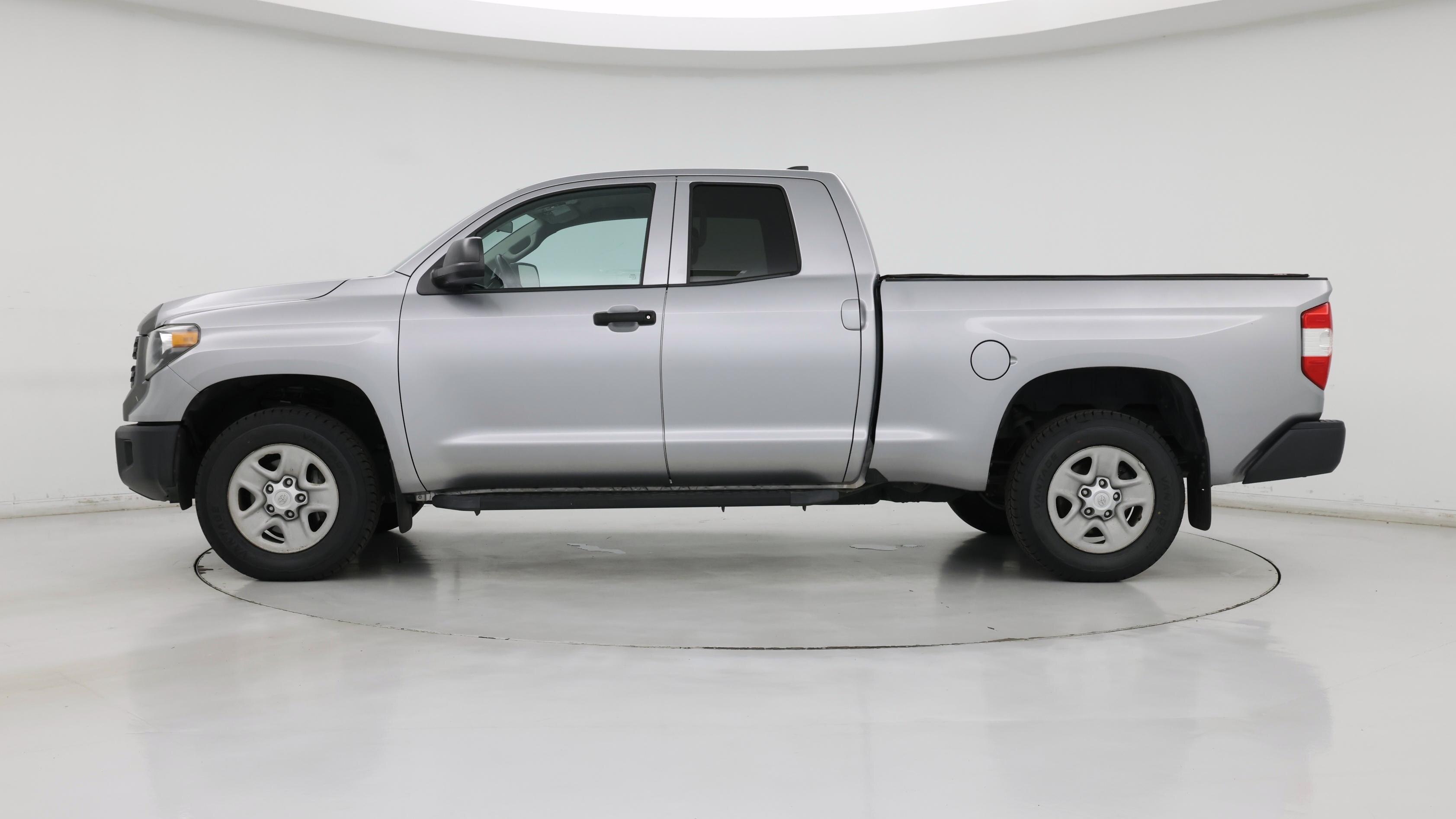 Thumbnail: 2020 Toyota Tundra - 3
