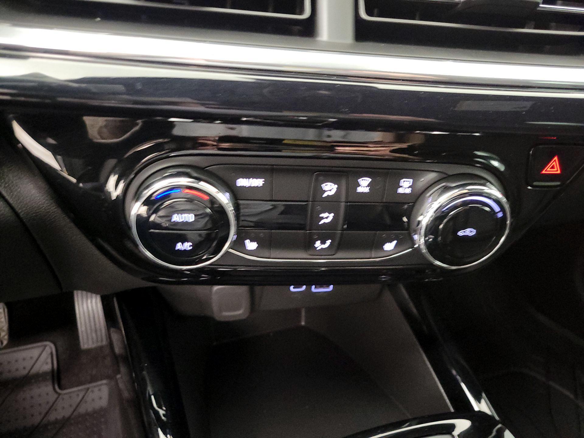 Thumbnail: 2025 Chevrolet Trax - 16