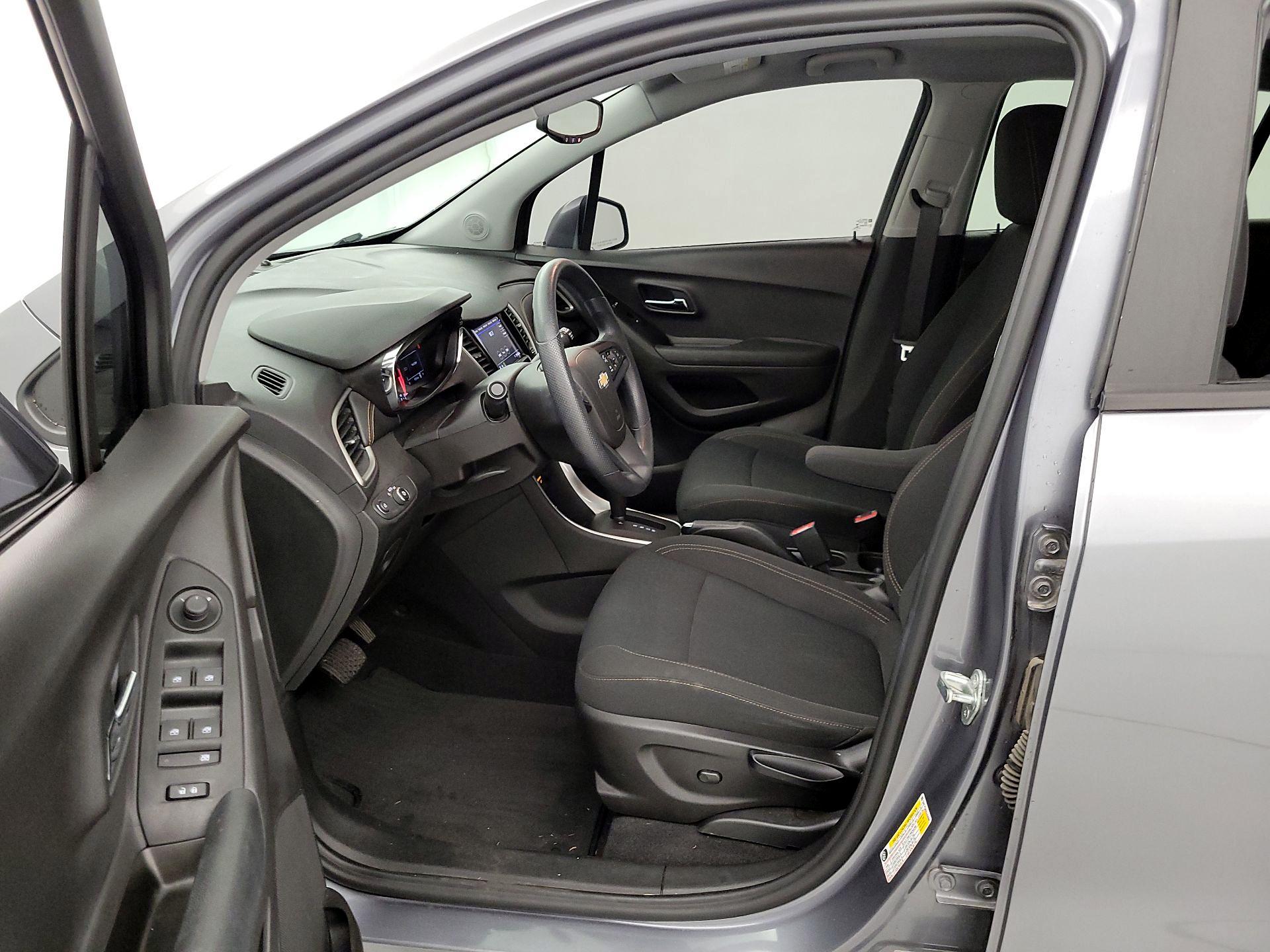 Thumbnail: 2020 Chevrolet Trax - 11