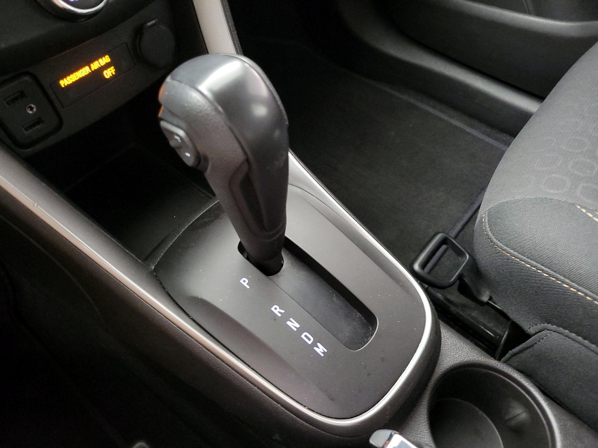 Thumbnail: 2020 Chevrolet Trax - 16