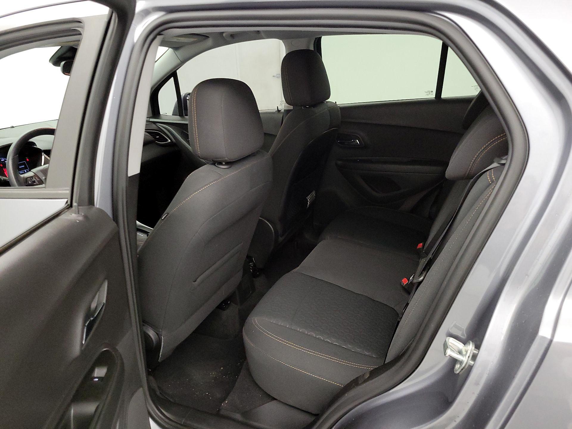 Thumbnail: 2020 Chevrolet Trax - 18