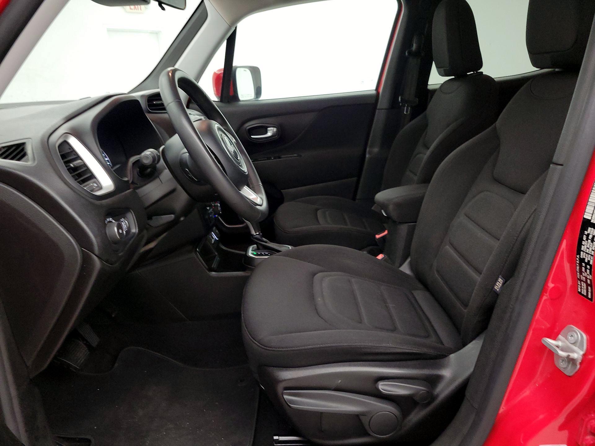 Thumbnail: 2021 Jeep Renegade - 11