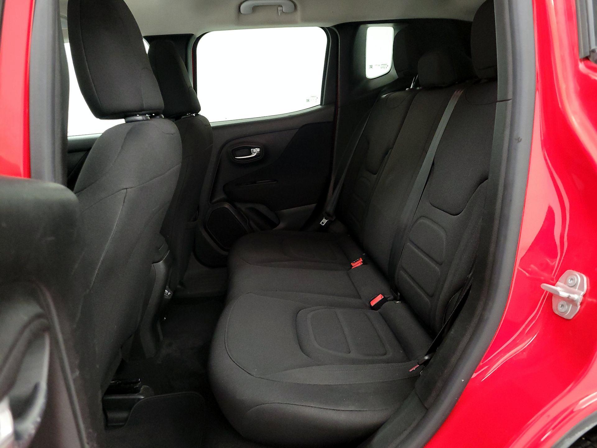 Thumbnail: 2021 Jeep Renegade - 19