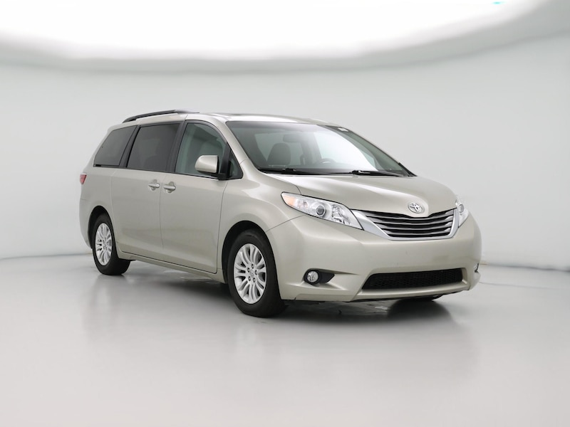 2017 Toyota Sienna XLE Premium -
                  Springfield, MO
