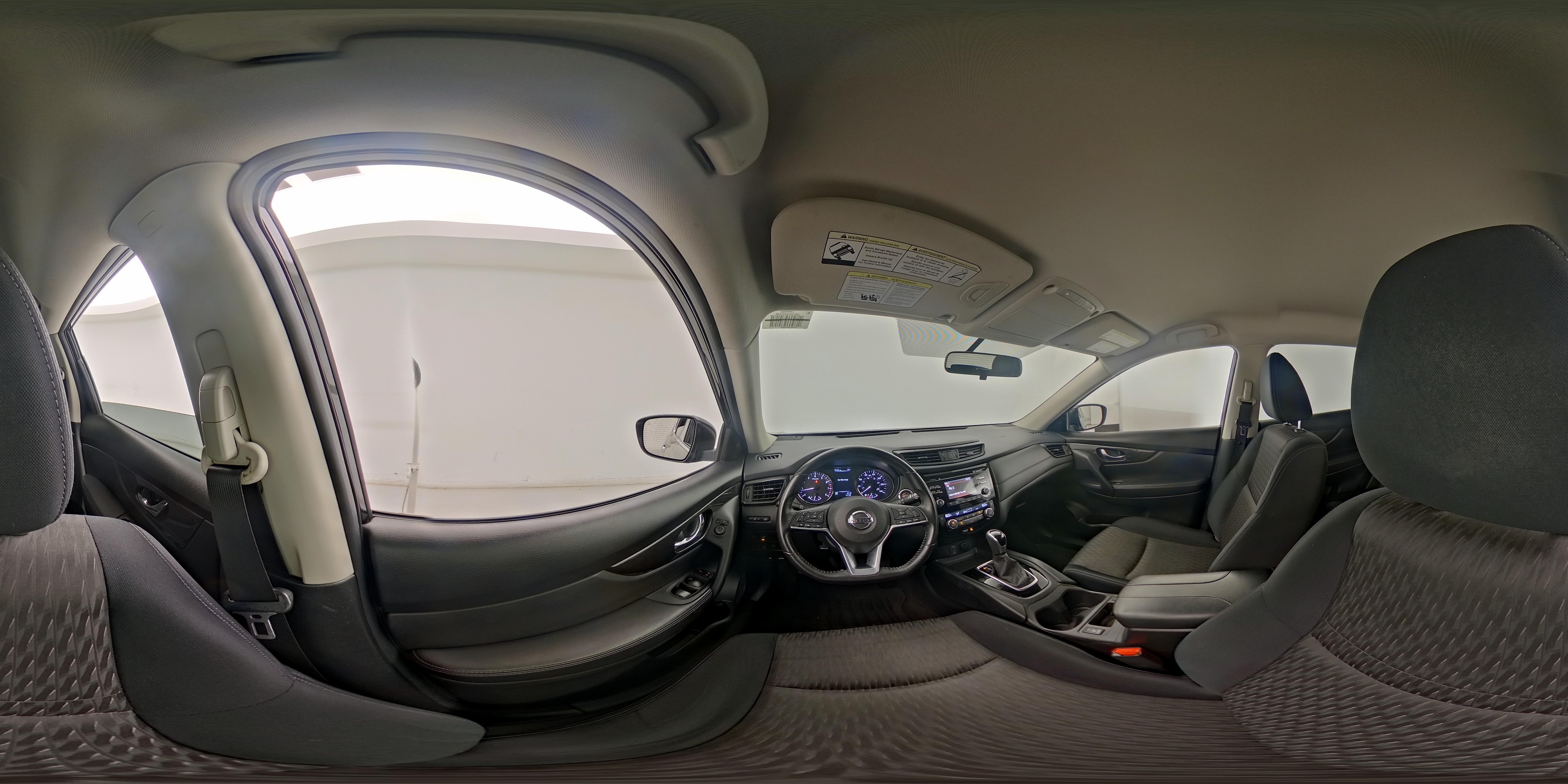 2017 Nissan Rogue SV - Photo 26