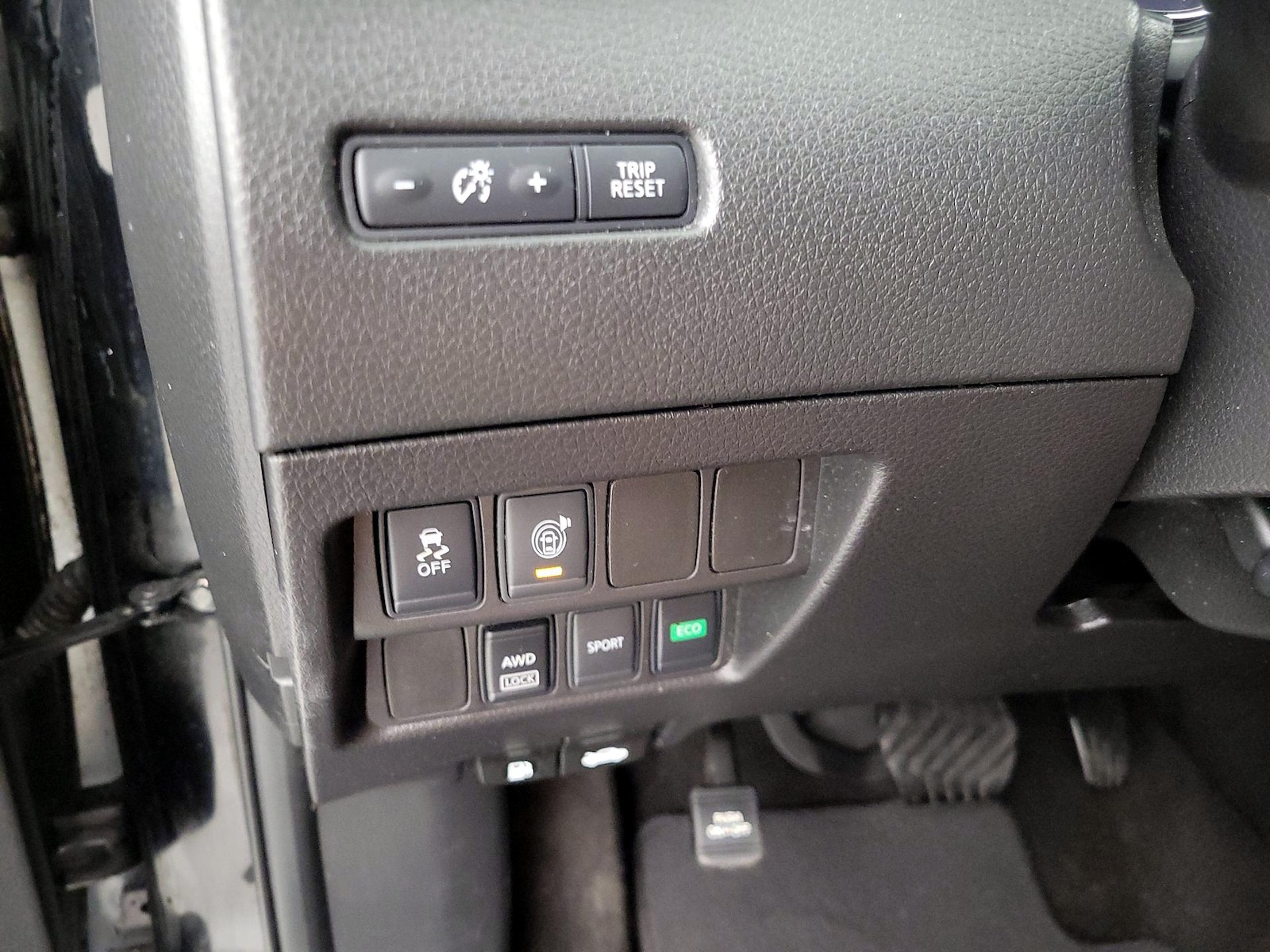 2017 Nissan Rogue SV - Photo 14