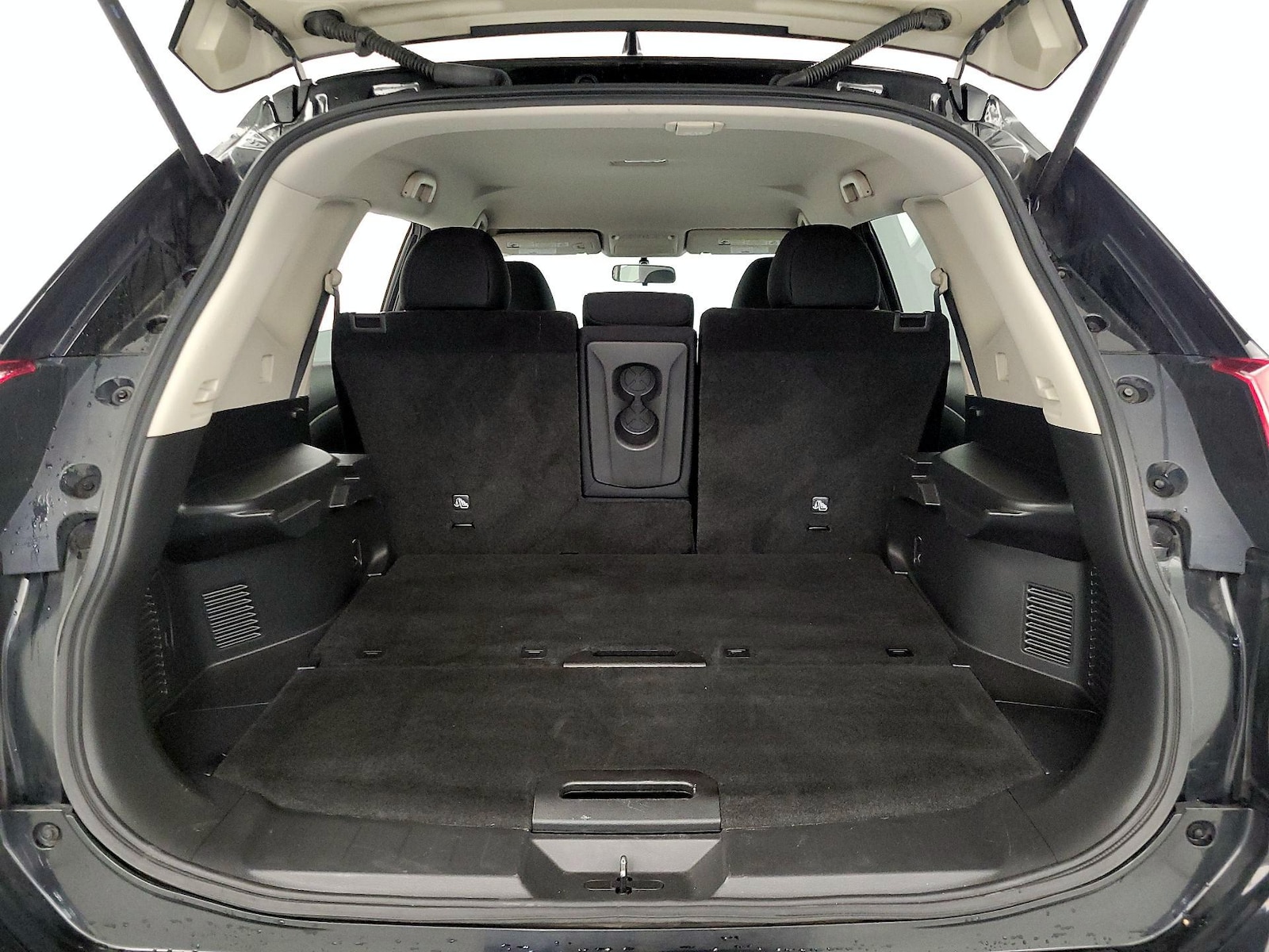 2017 Nissan Rogue SV - Photo 21
