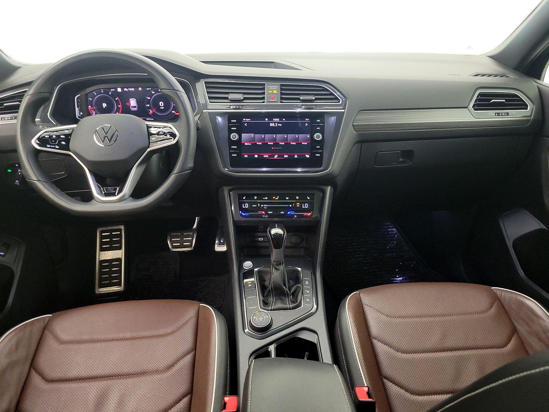 Thumbnail: 2024 Volkswagen Tiguan - 9