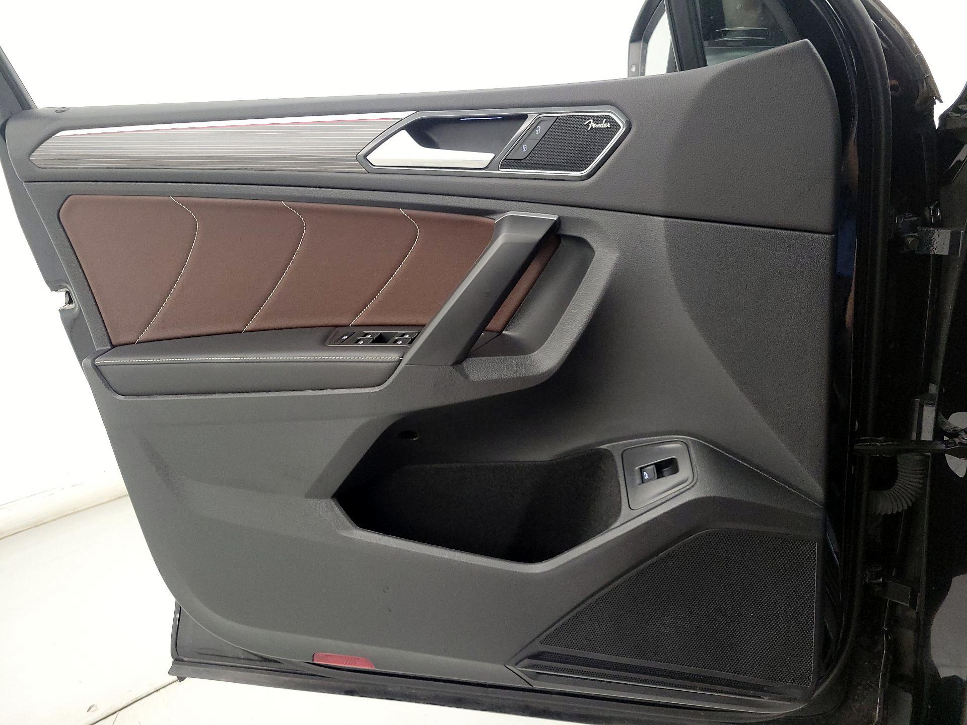 Thumbnail: 2024 Volkswagen Tiguan - 12