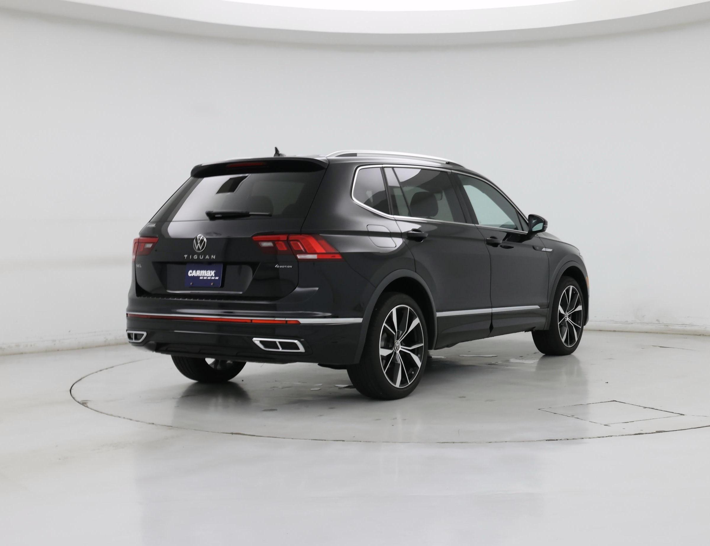 Thumbnail: 2024 Volkswagen Tiguan - 8
