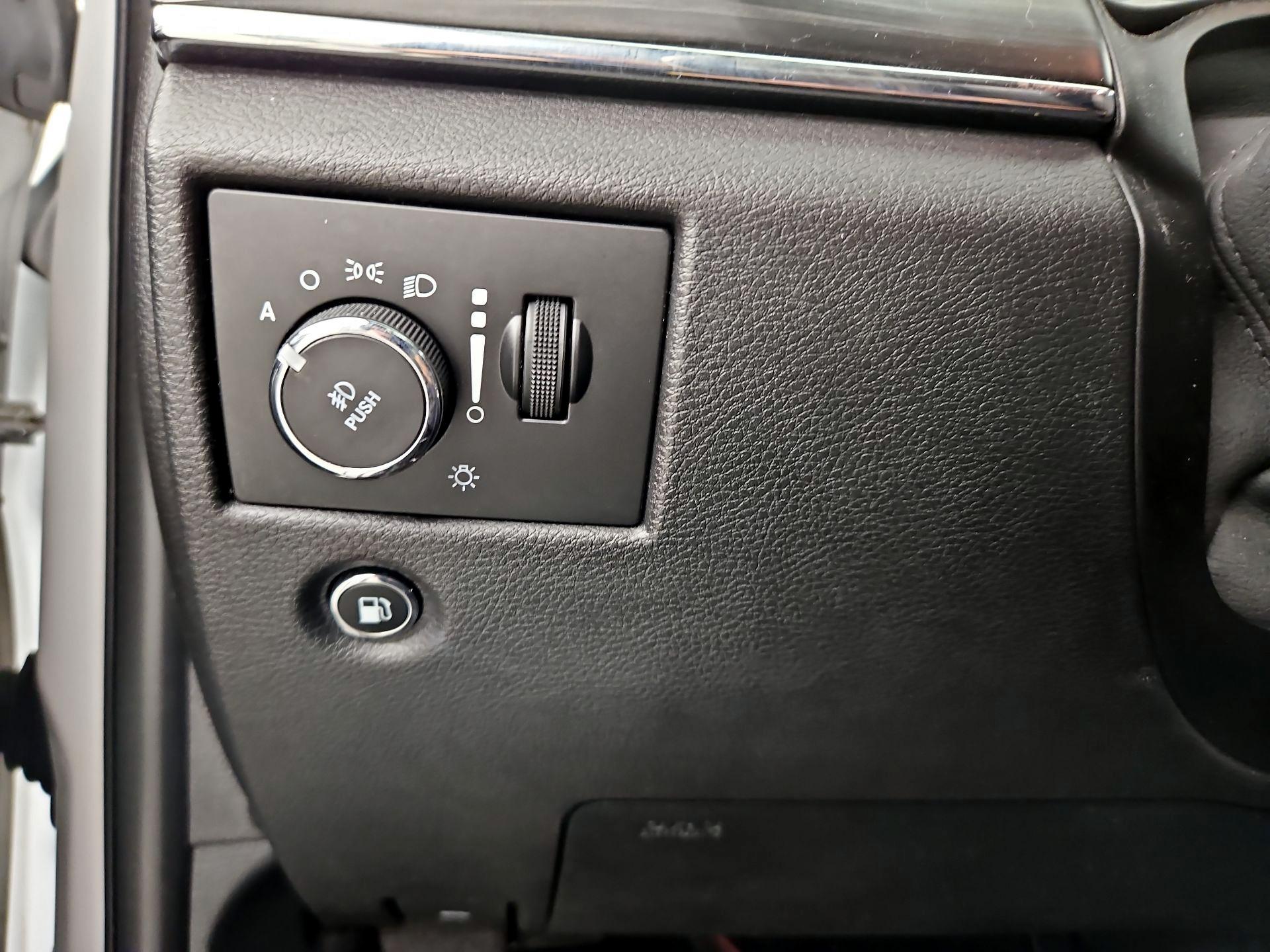 Thumbnail: 2019 Jeep Grand Cherokee - 13