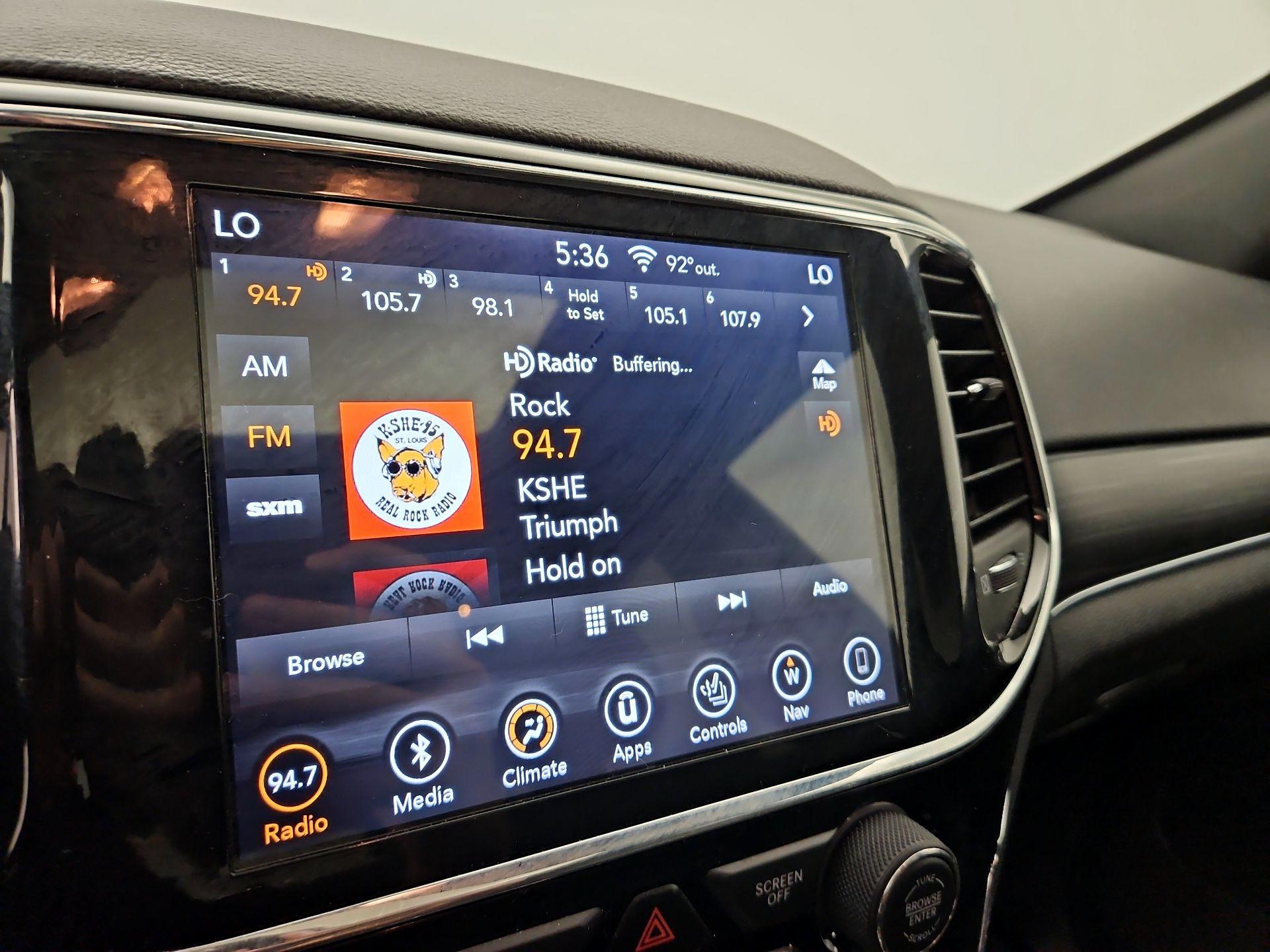 Thumbnail: 2019 Jeep Grand Cherokee - 16