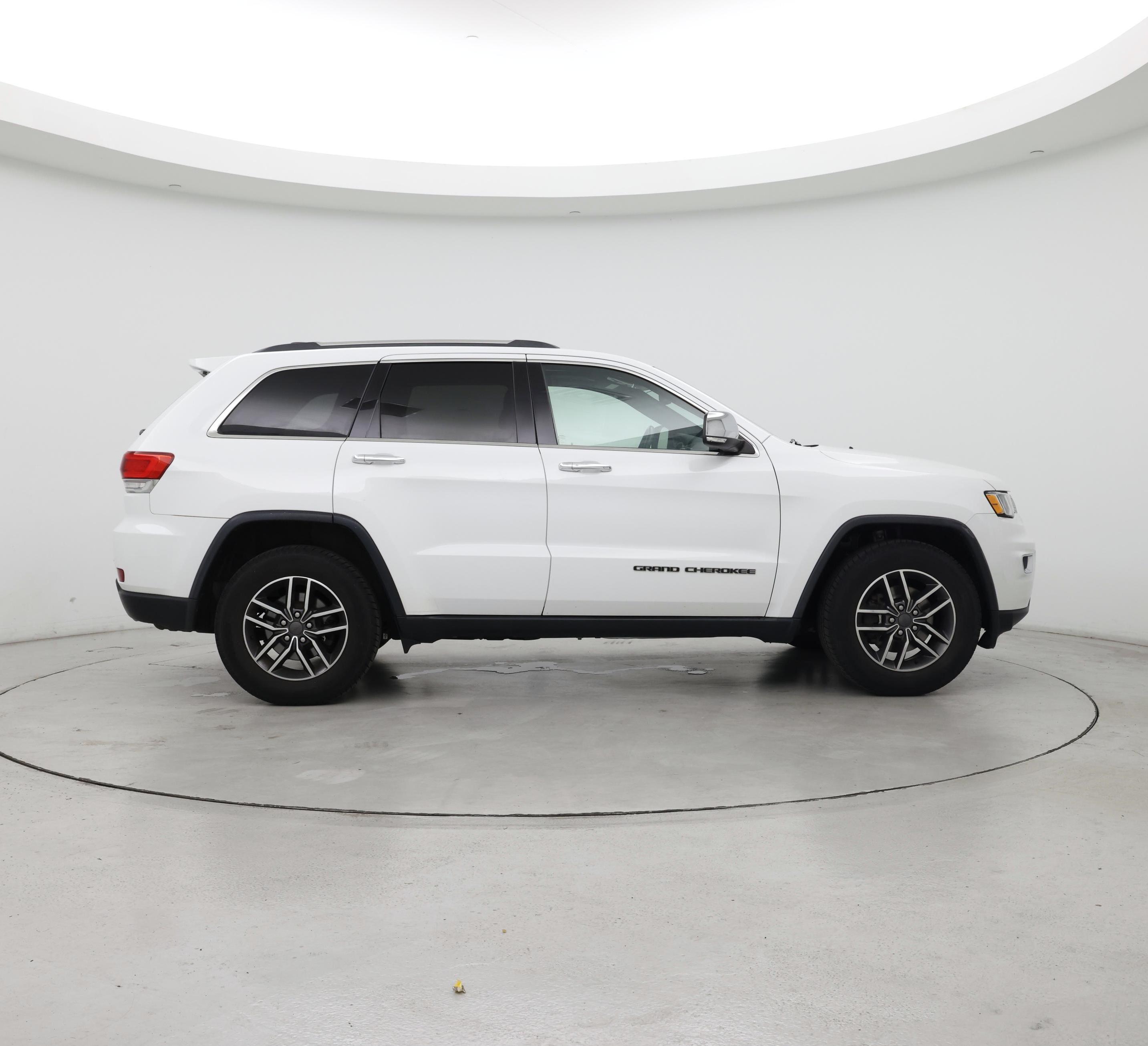 Thumbnail: 2019 Jeep Grand Cherokee - 7
