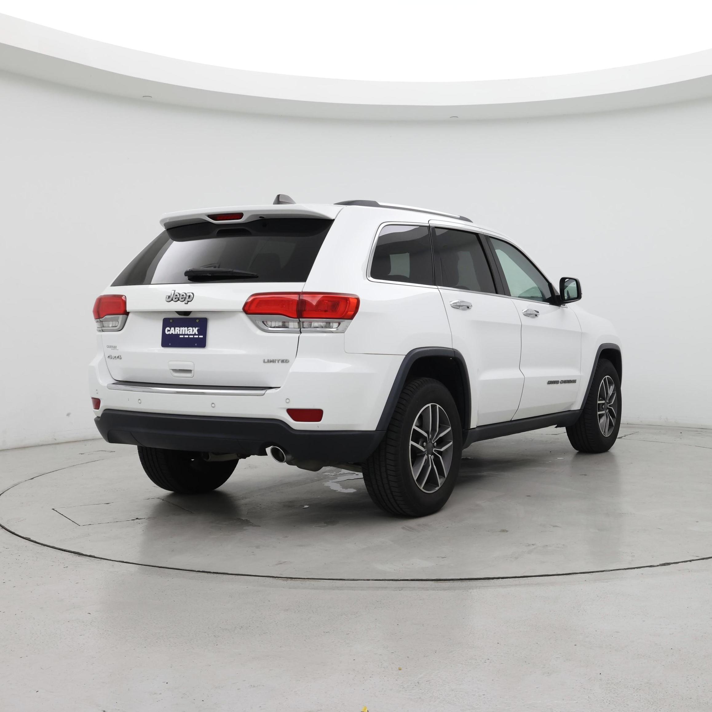 Thumbnail: 2019 Jeep Grand Cherokee - 8