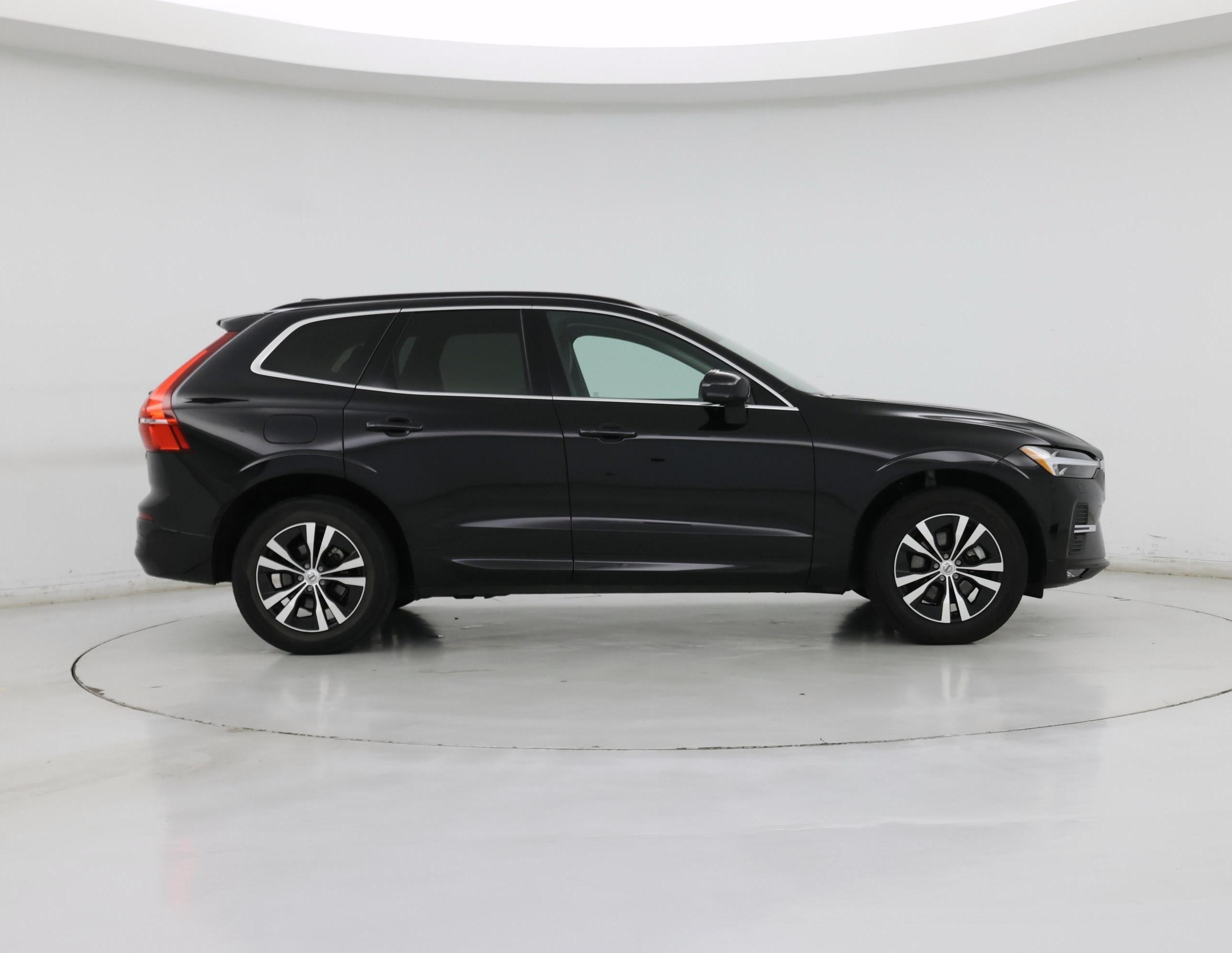 Thumbnail: 2023 Volvo XC60 - 7