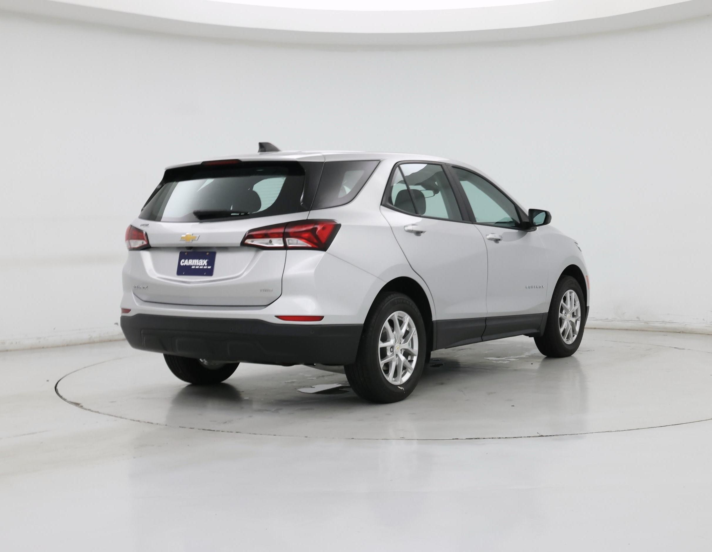 Thumbnail: 2022 Chevrolet Equinox - 8