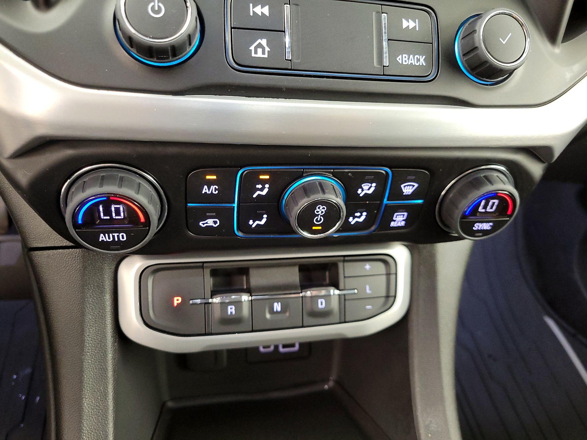 Thumbnail: 2023 GMC Acadia - 16