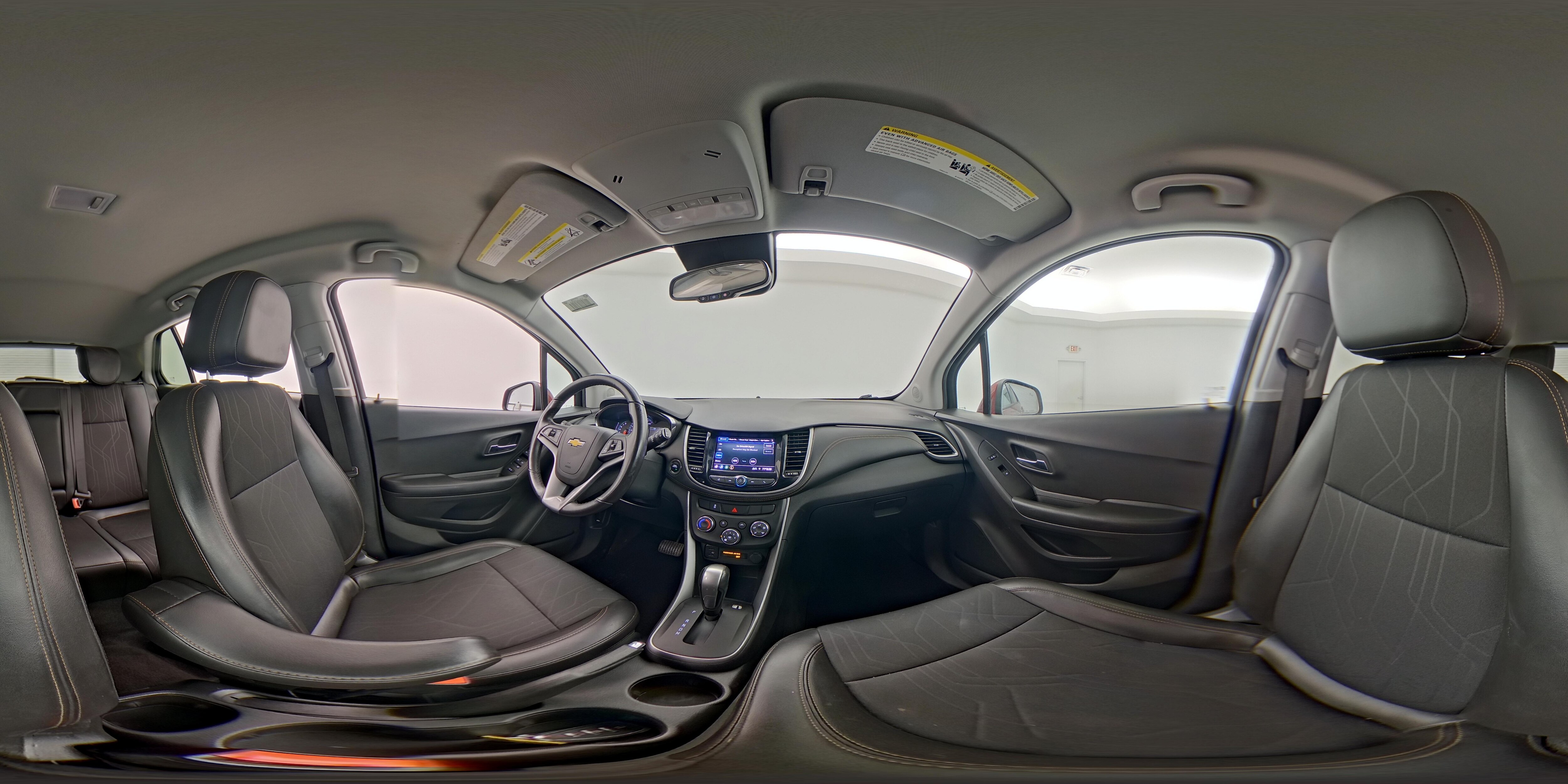 2021 Chevrolet Trax LT - Photo 23