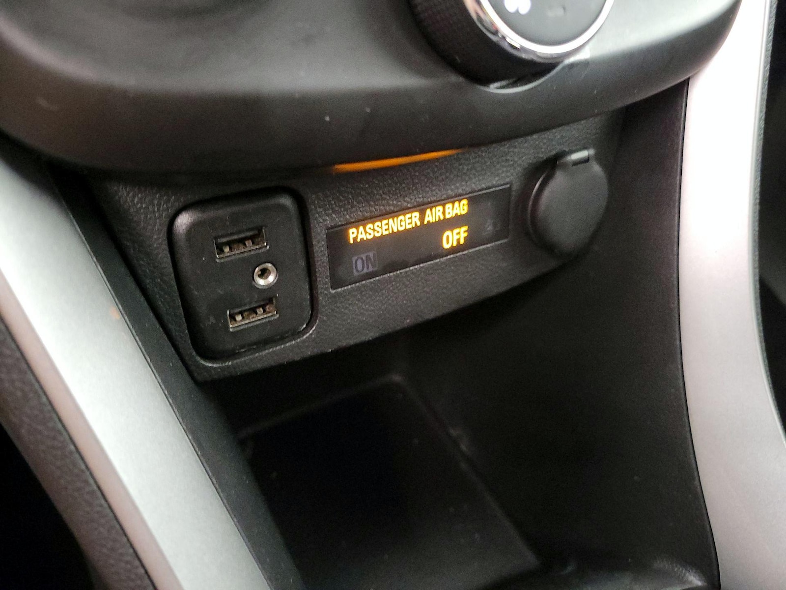 2021 Chevrolet Trax LT - Photo 18