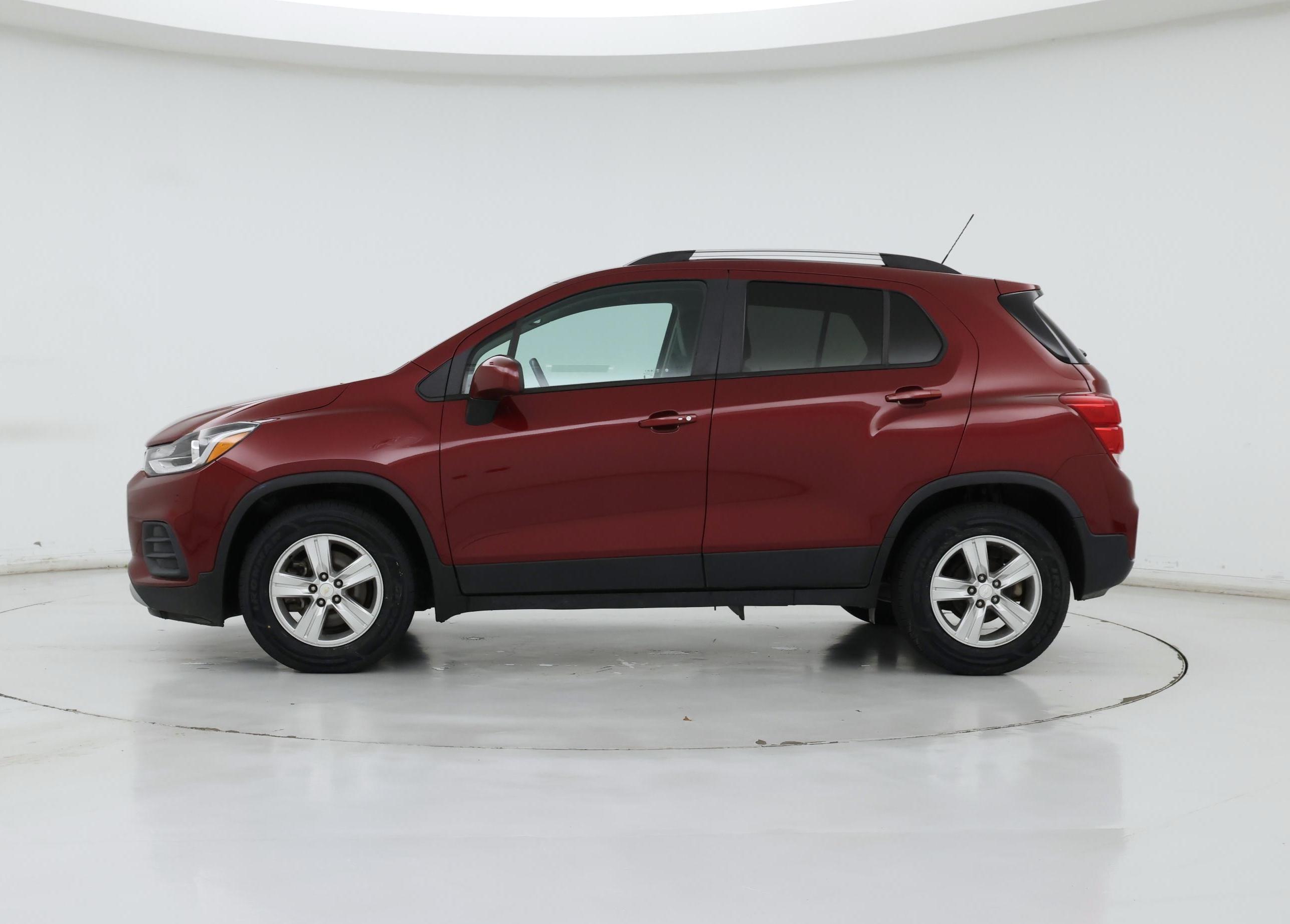 Thumbnail: 2021 Chevrolet Trax - 3