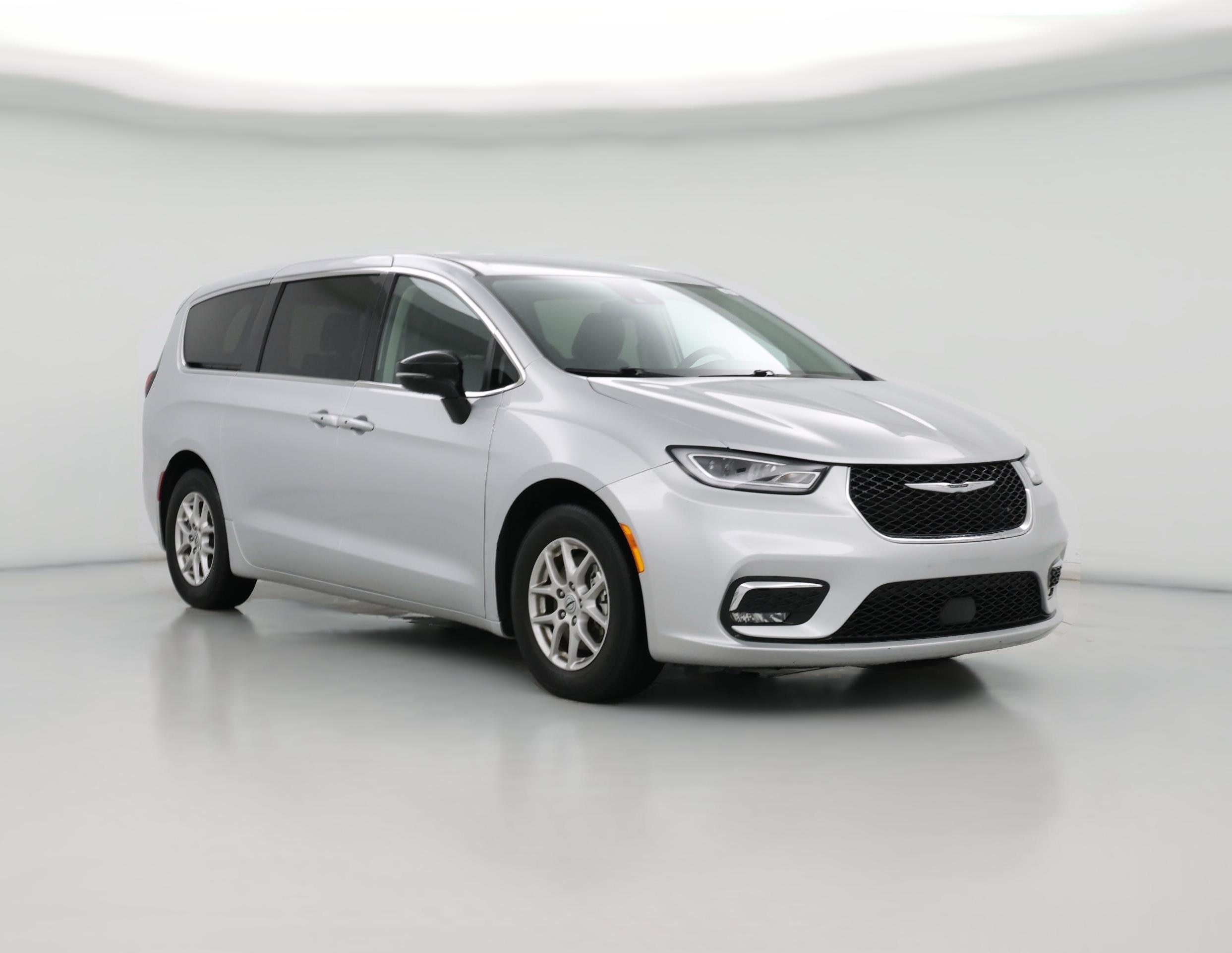 Thumbnail: 2024 Chrysler Pacifica - 1