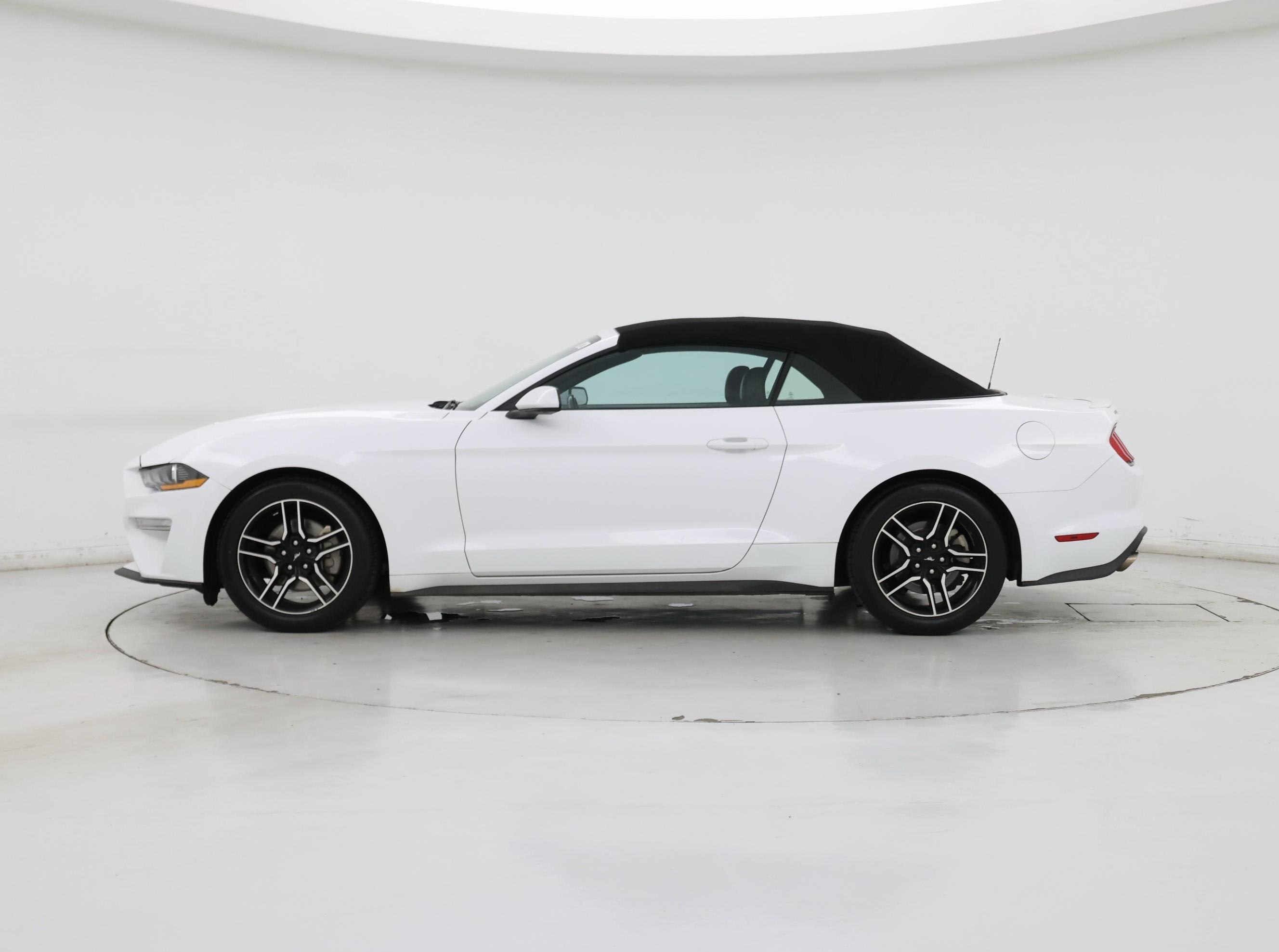 Thumbnail: 2023 Ford Mustang - 3