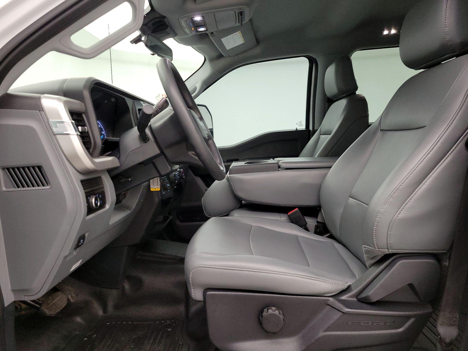 Thumbnail: 2023 Ford F-250 - 11
