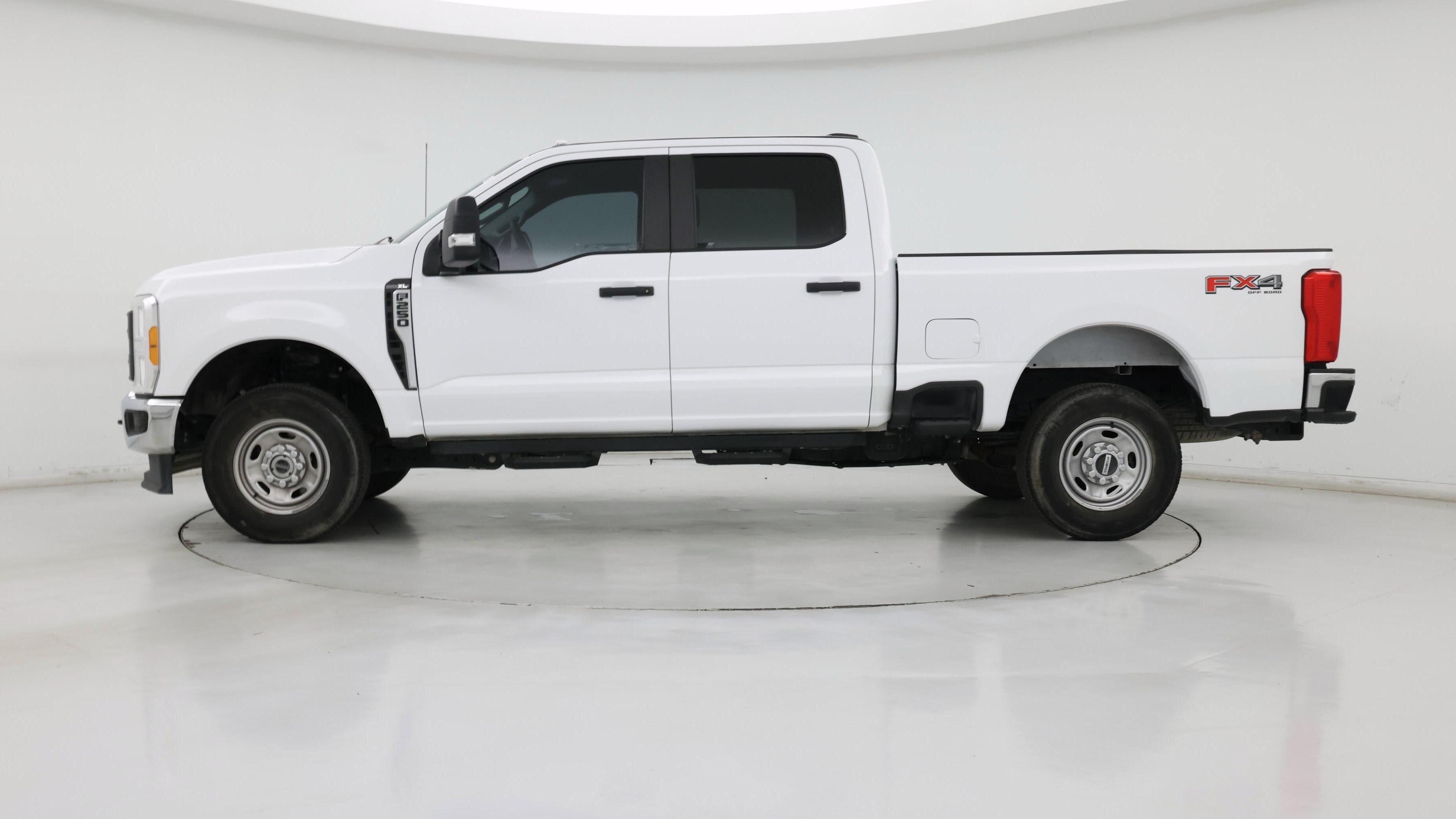 Thumbnail: 2023 Ford F-250 - 3
