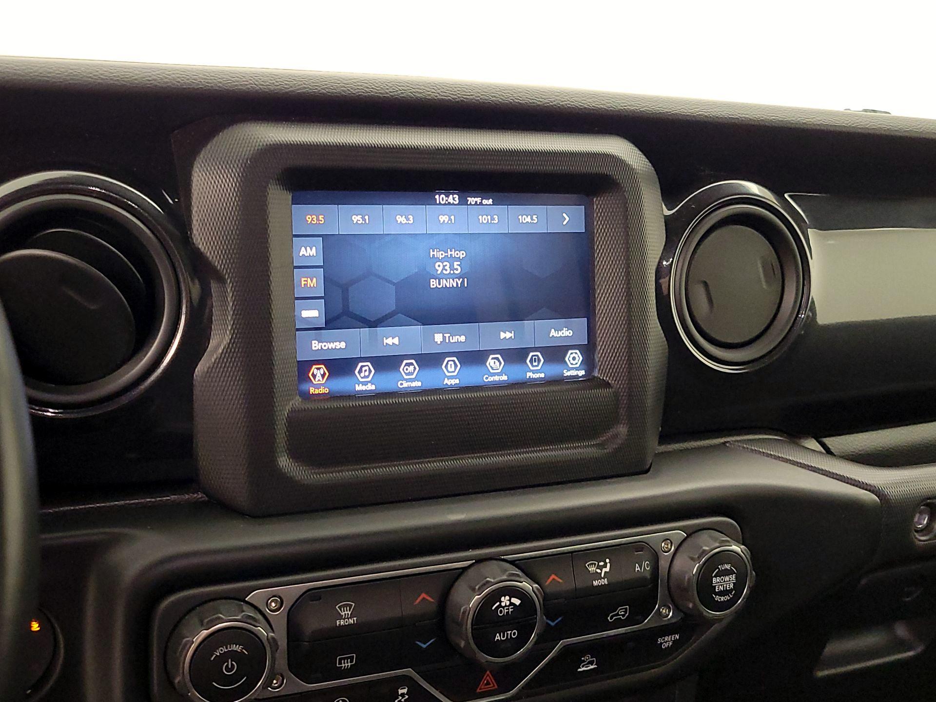 Thumbnail: 2022 Jeep Gladiator - 15