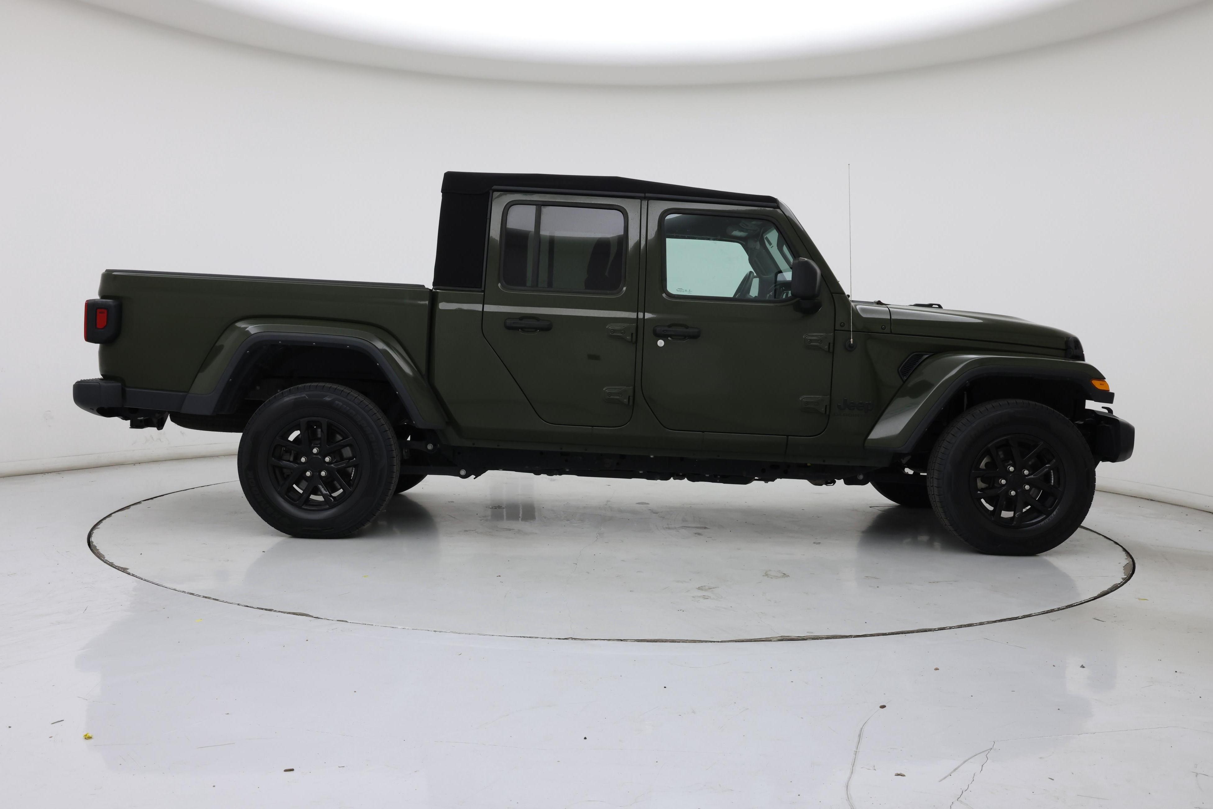 Thumbnail: 2022 Jeep Gladiator - 7