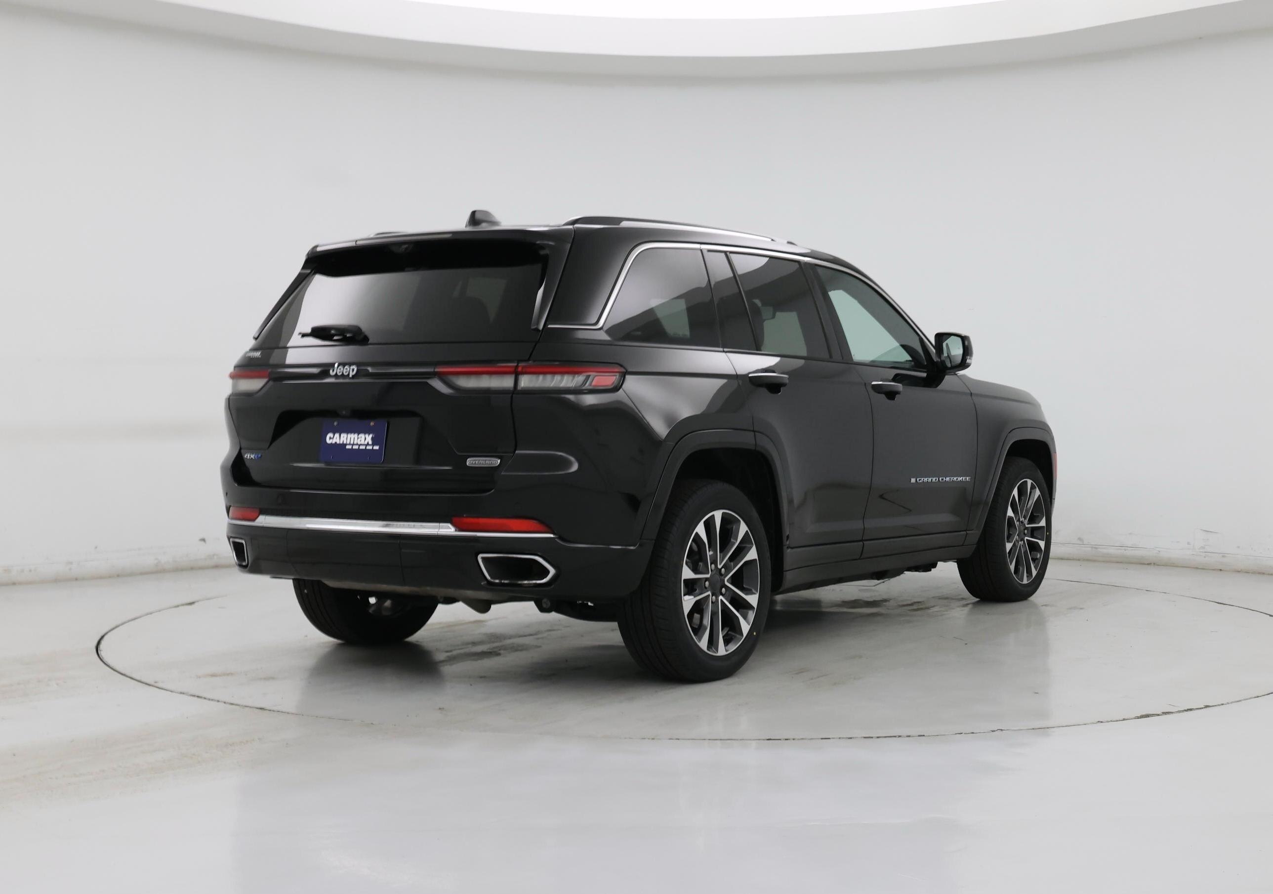 Thumbnail: 2023 Jeep Grand Cherokee - 8