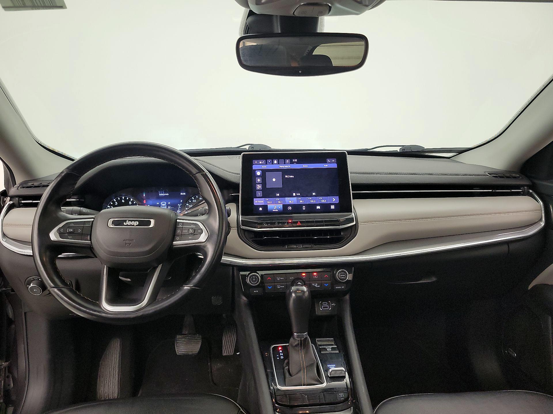 Thumbnail: 2022 Jeep Compass - 9
