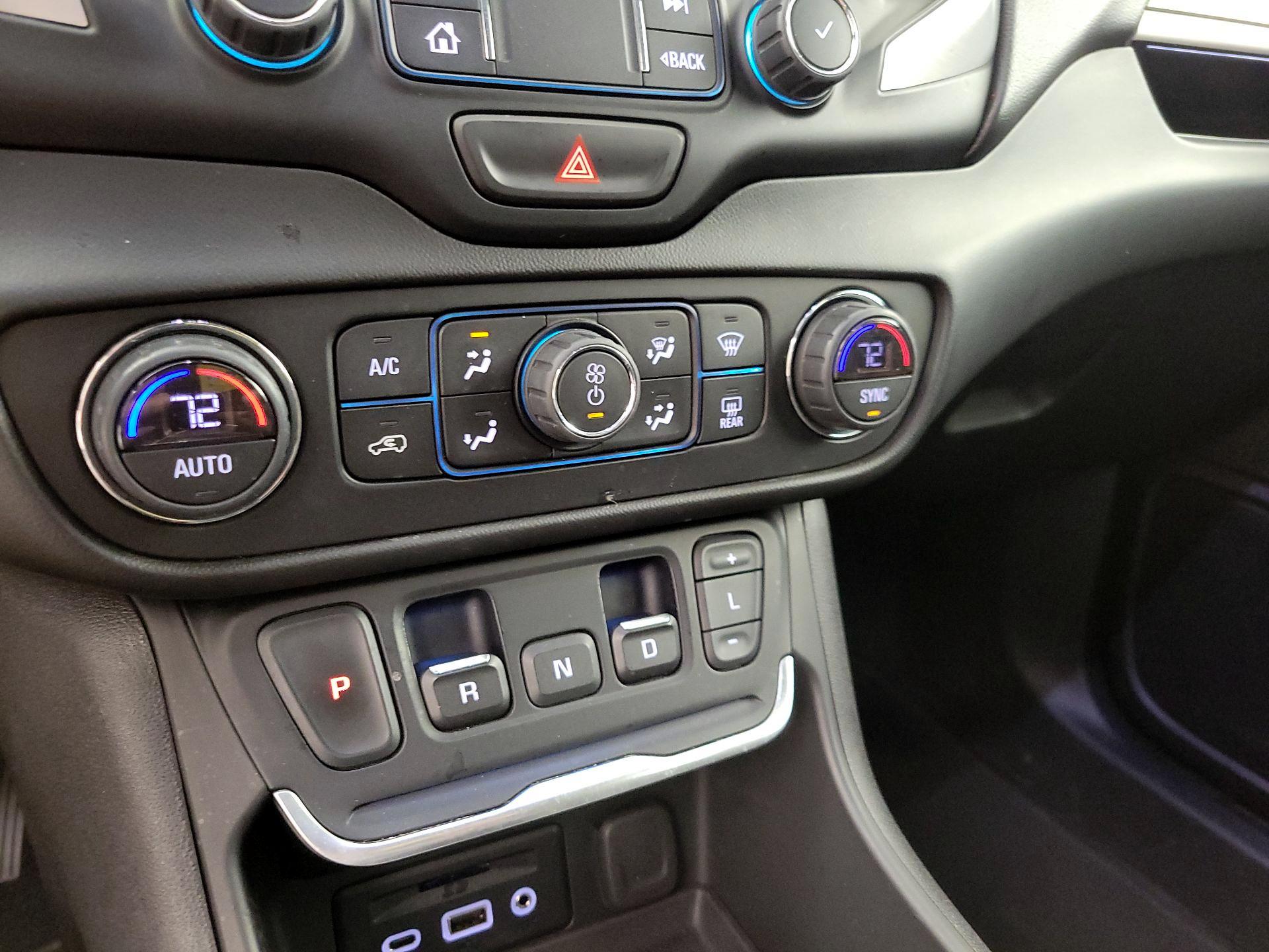 Thumbnail: 2019 GMC Terrain - 16