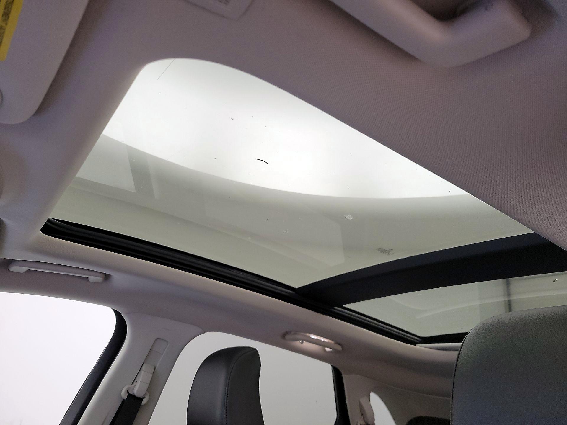 Thumbnail: 2021 Ford Edge - 20