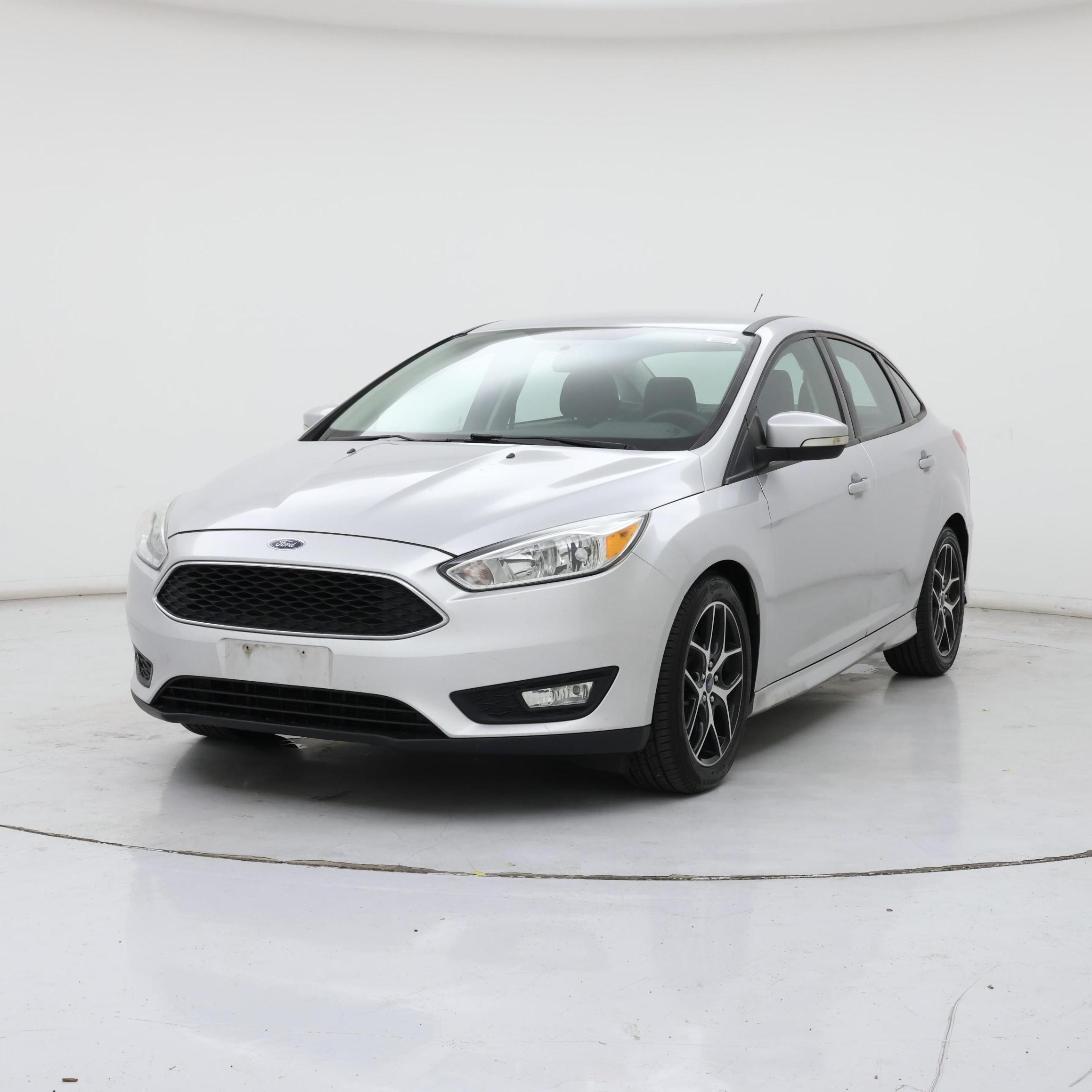 Thumbnail: 2016 Ford Focus - 4