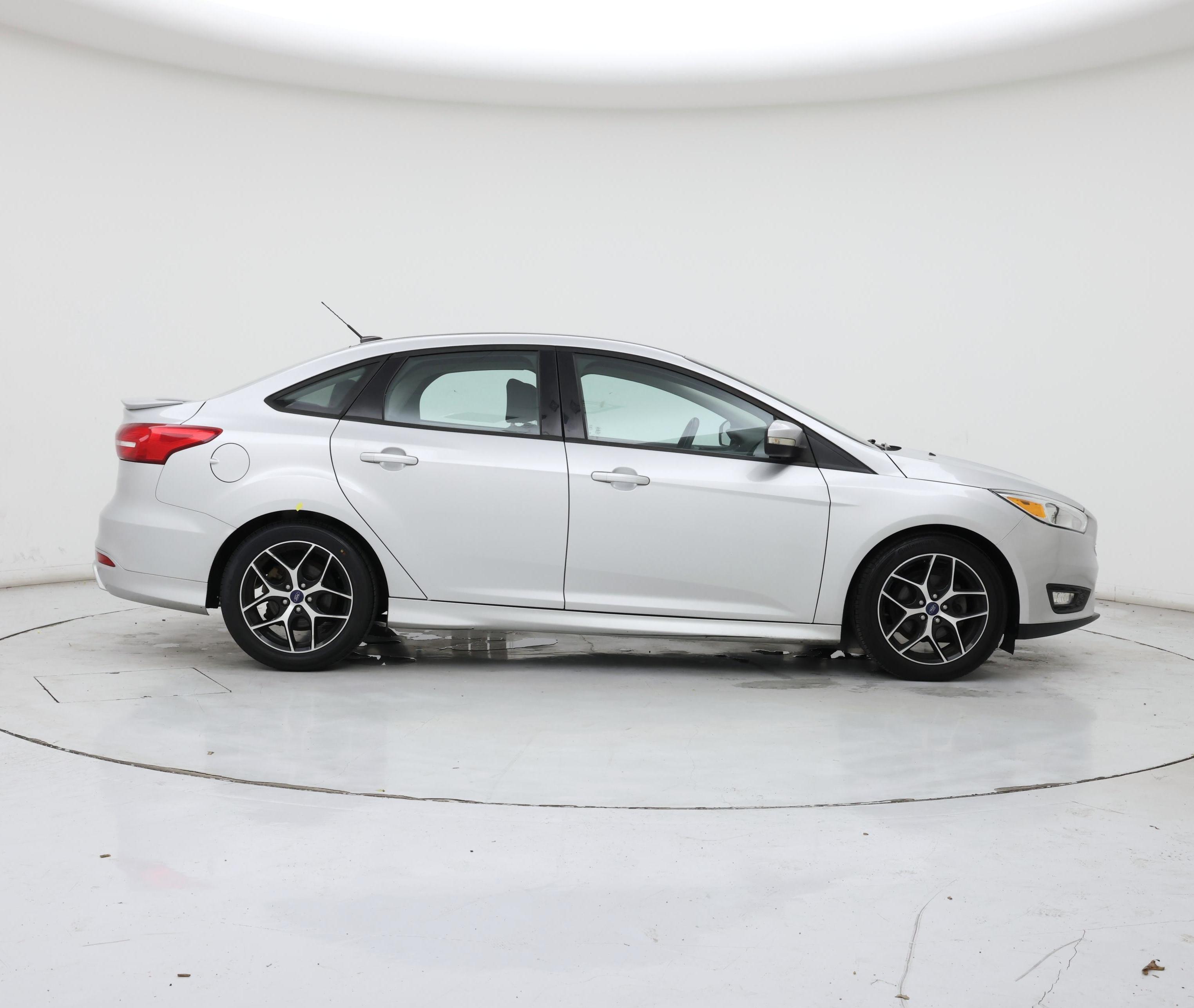 Thumbnail: 2016 Ford Focus - 7
