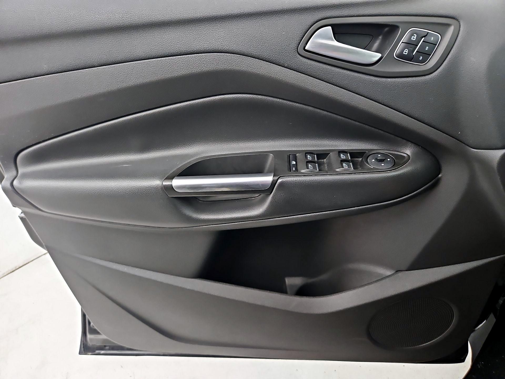 Thumbnail: 2018 Ford Escape - 12