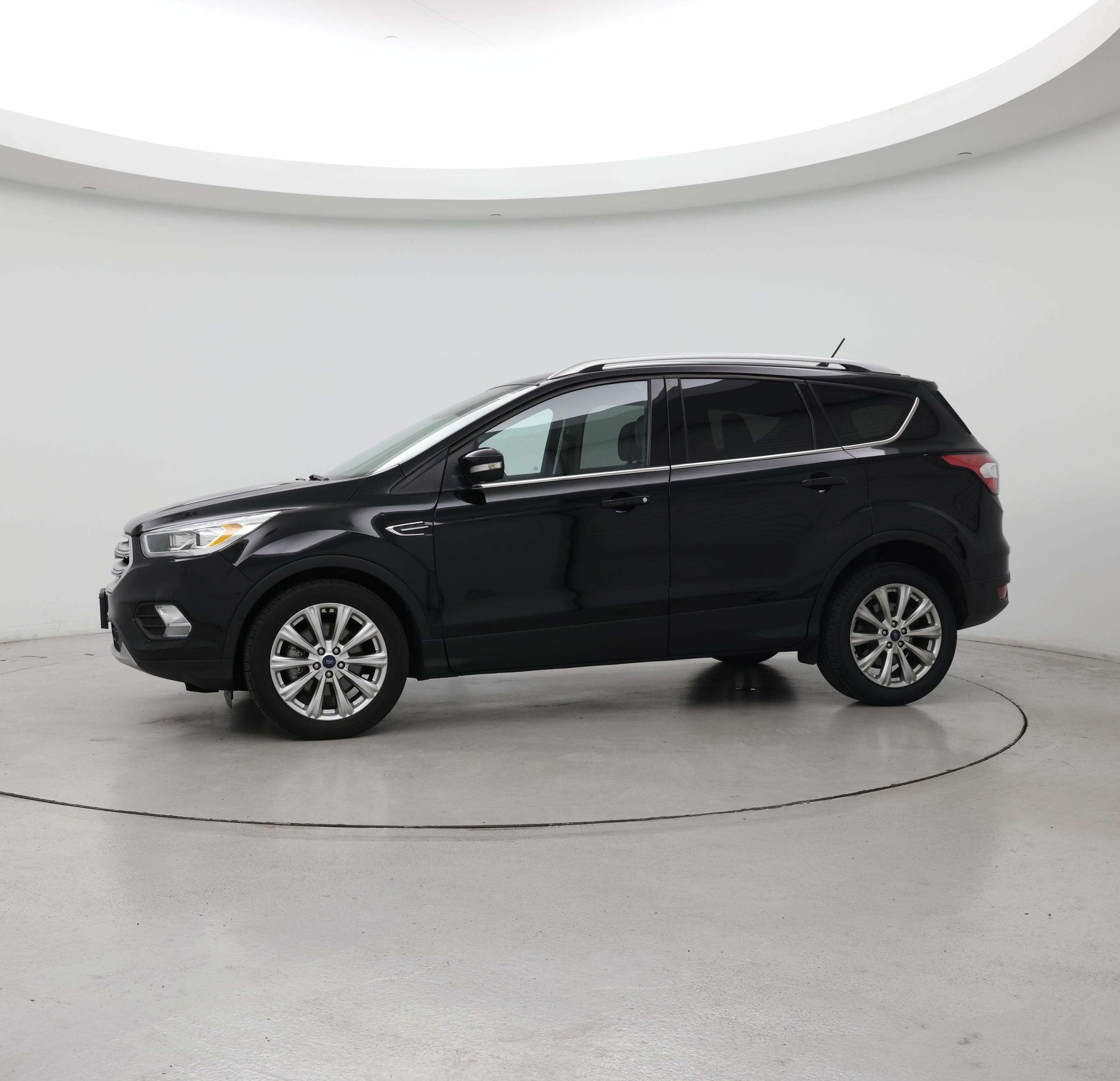 Thumbnail: 2018 Ford Escape - 3