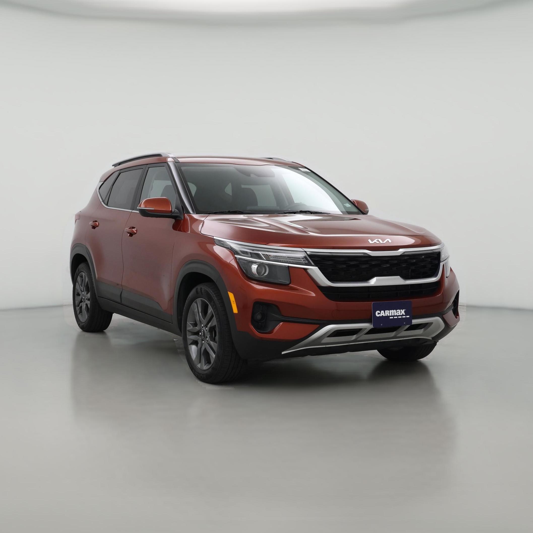 Thumbnail: 2023 Kia Seltos - 1