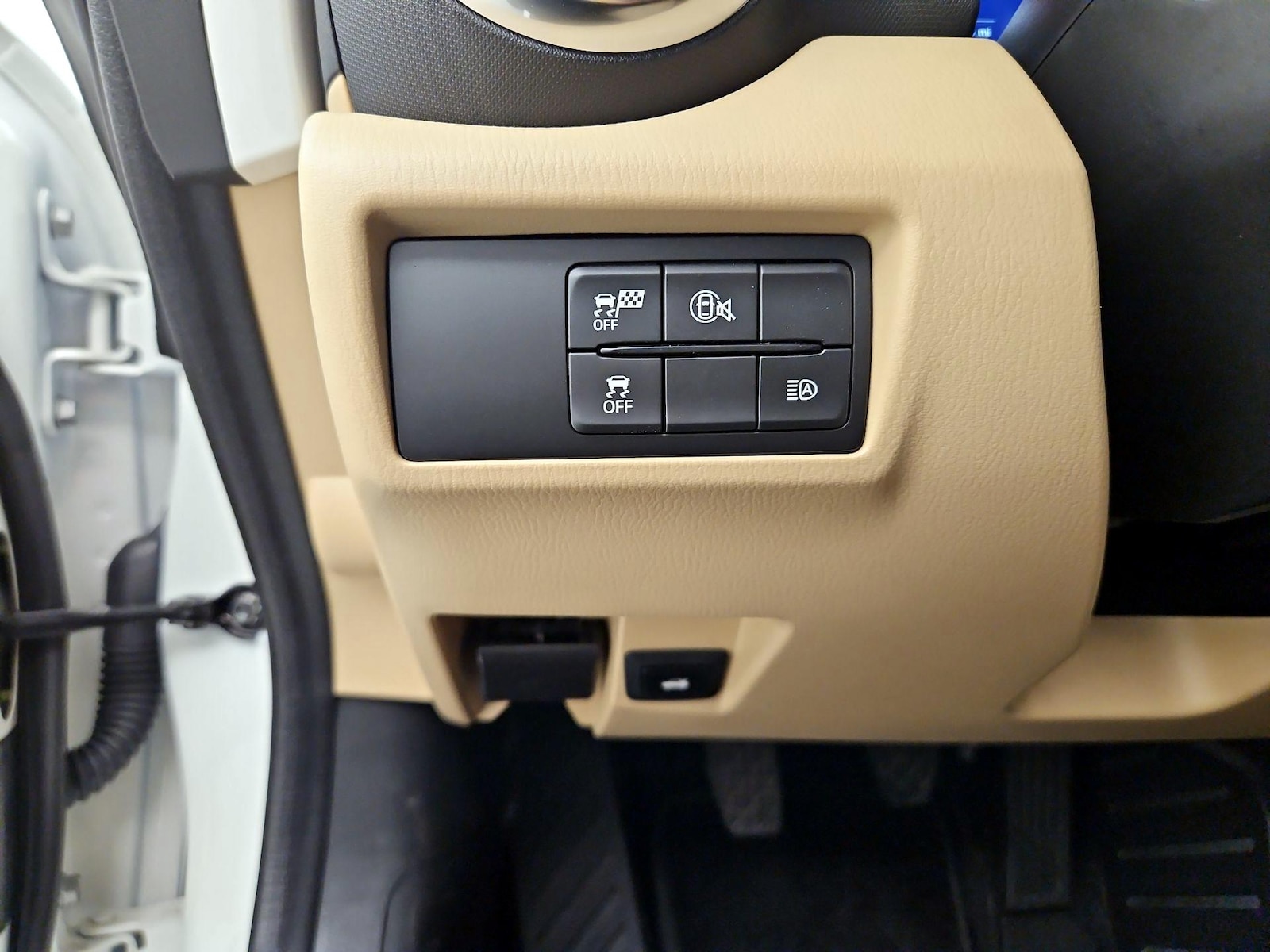 2025 Mazda MX-5 Miata Grand Touring - Photo 14