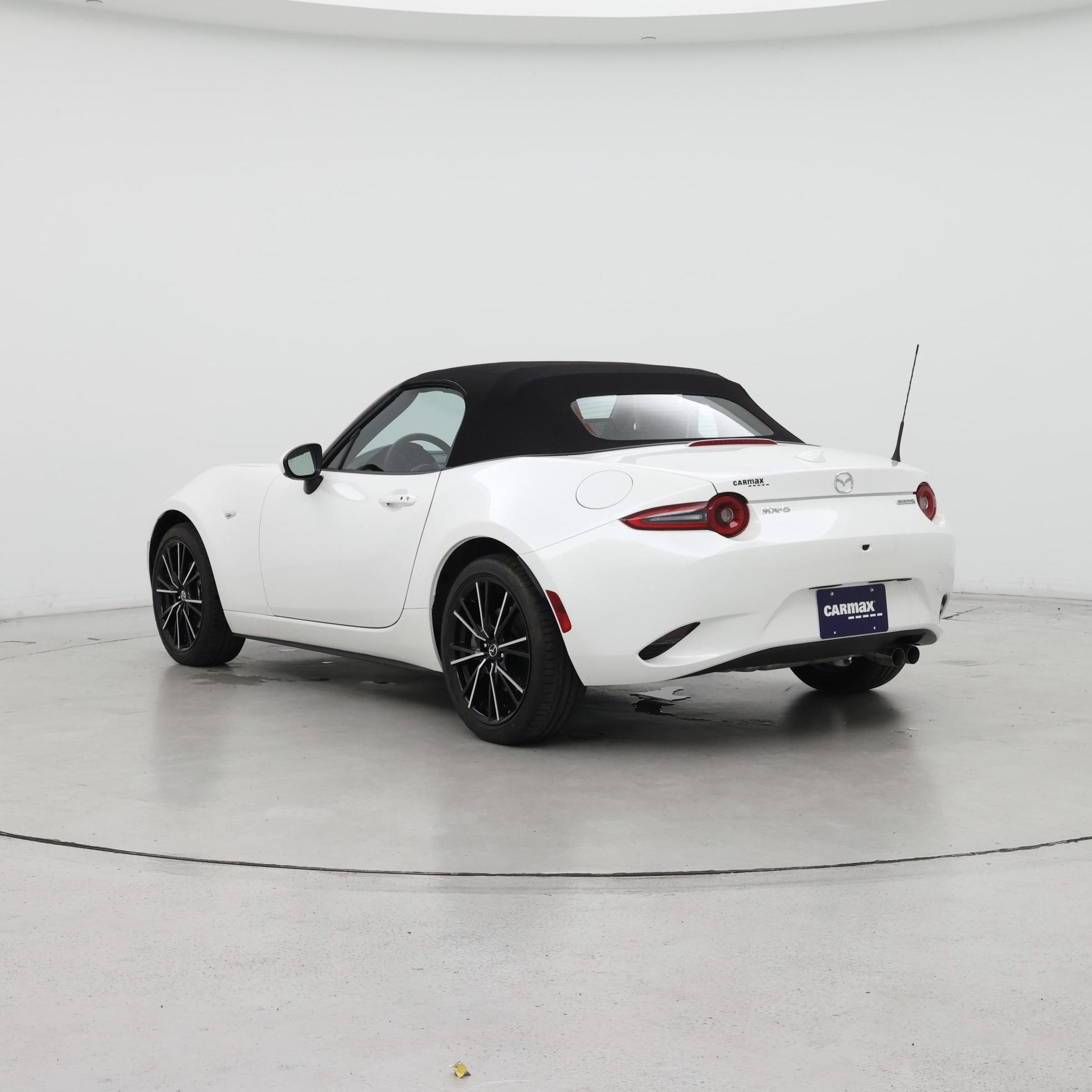 Thumbnail: 2025 Mazda MX-5 Miata - 2