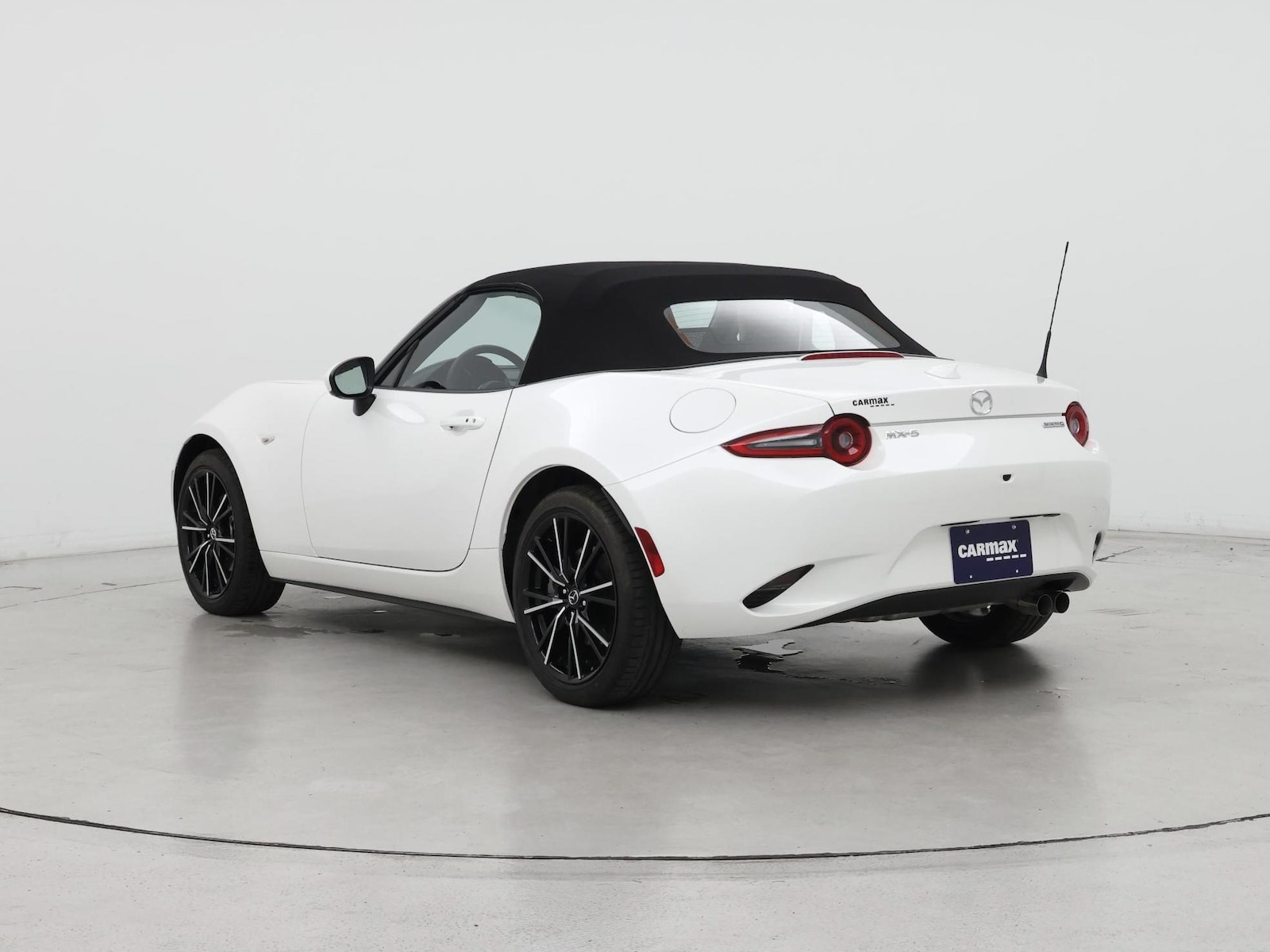 2025 Mazda MX-5 Miata Grand Touring - Photo 3