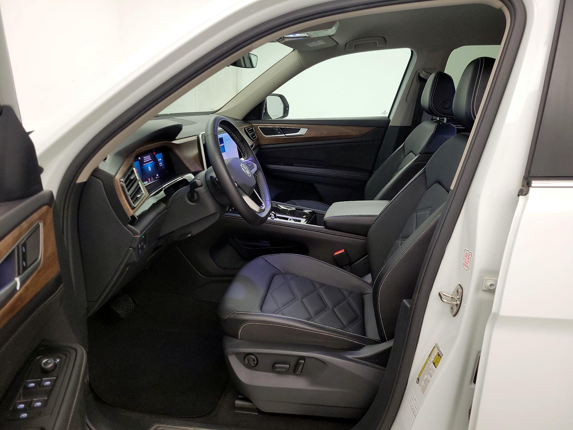 Thumbnail: 2025 Volkswagen Atlas - 11