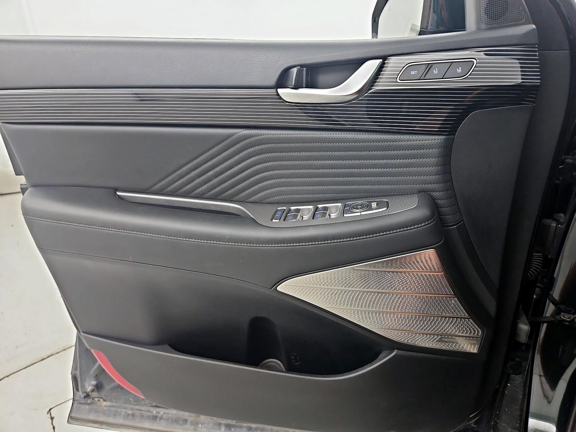 Thumbnail: 2023 Hyundai Palisade - 12