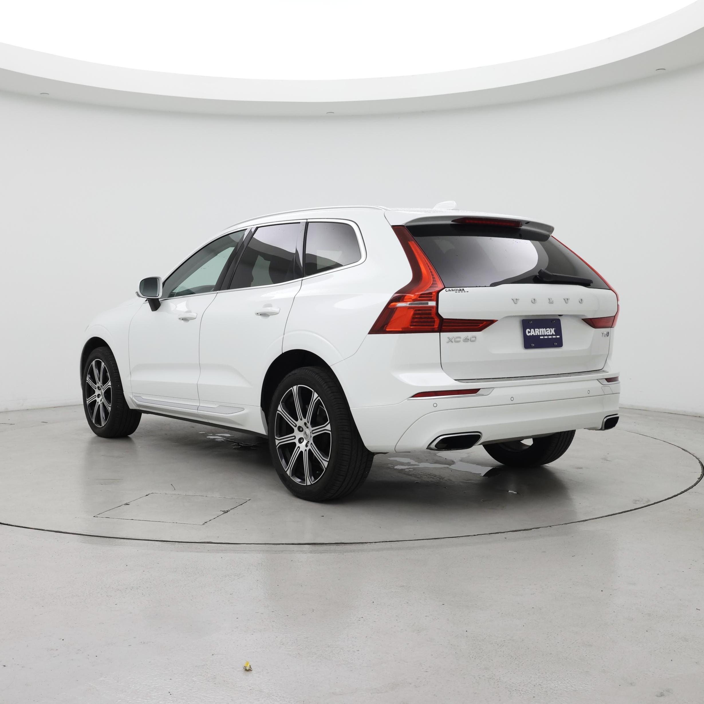 Thumbnail: 2021 Volvo XC60 - 2