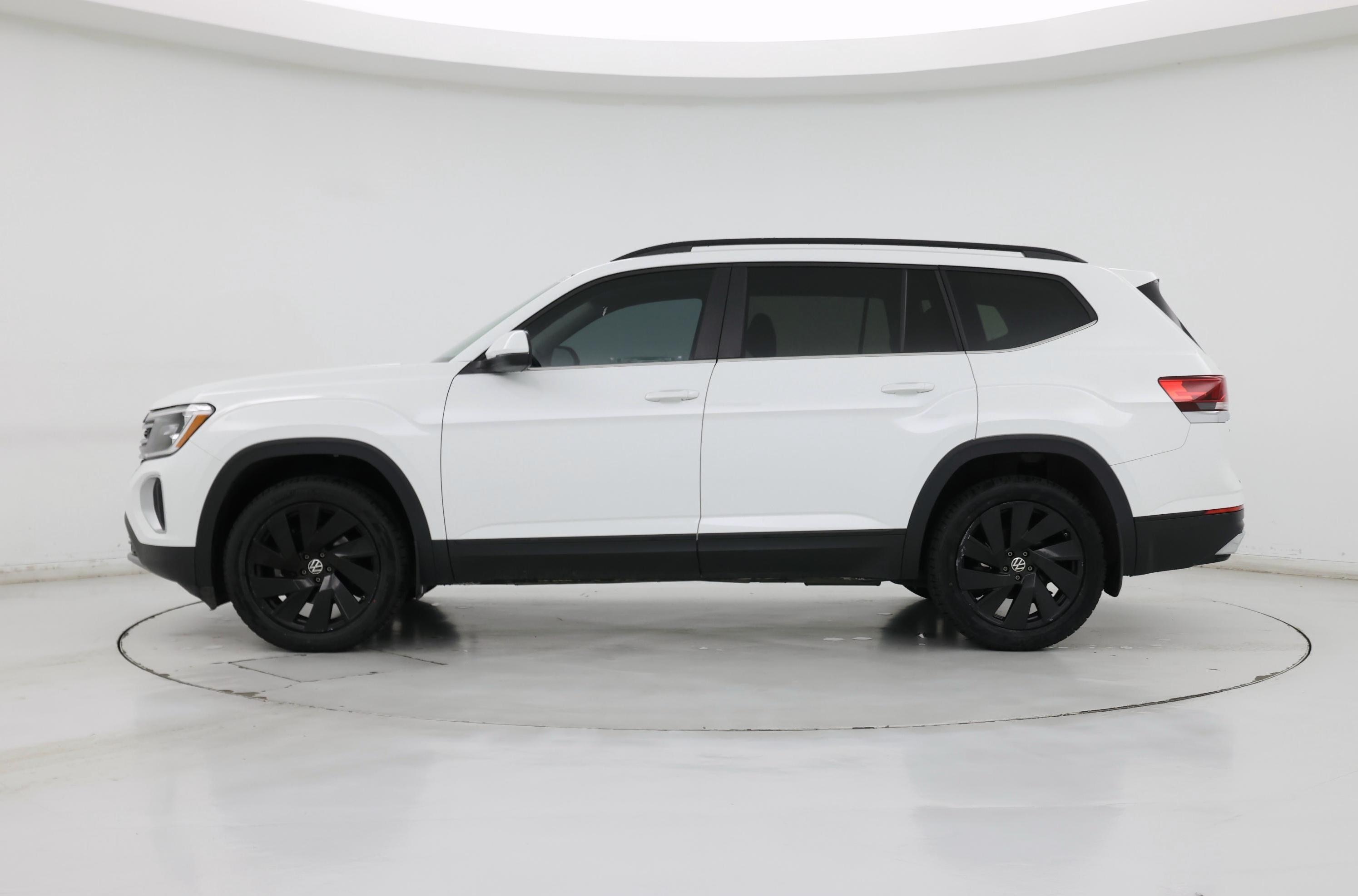 Thumbnail: 2024 Volkswagen Atlas - 3