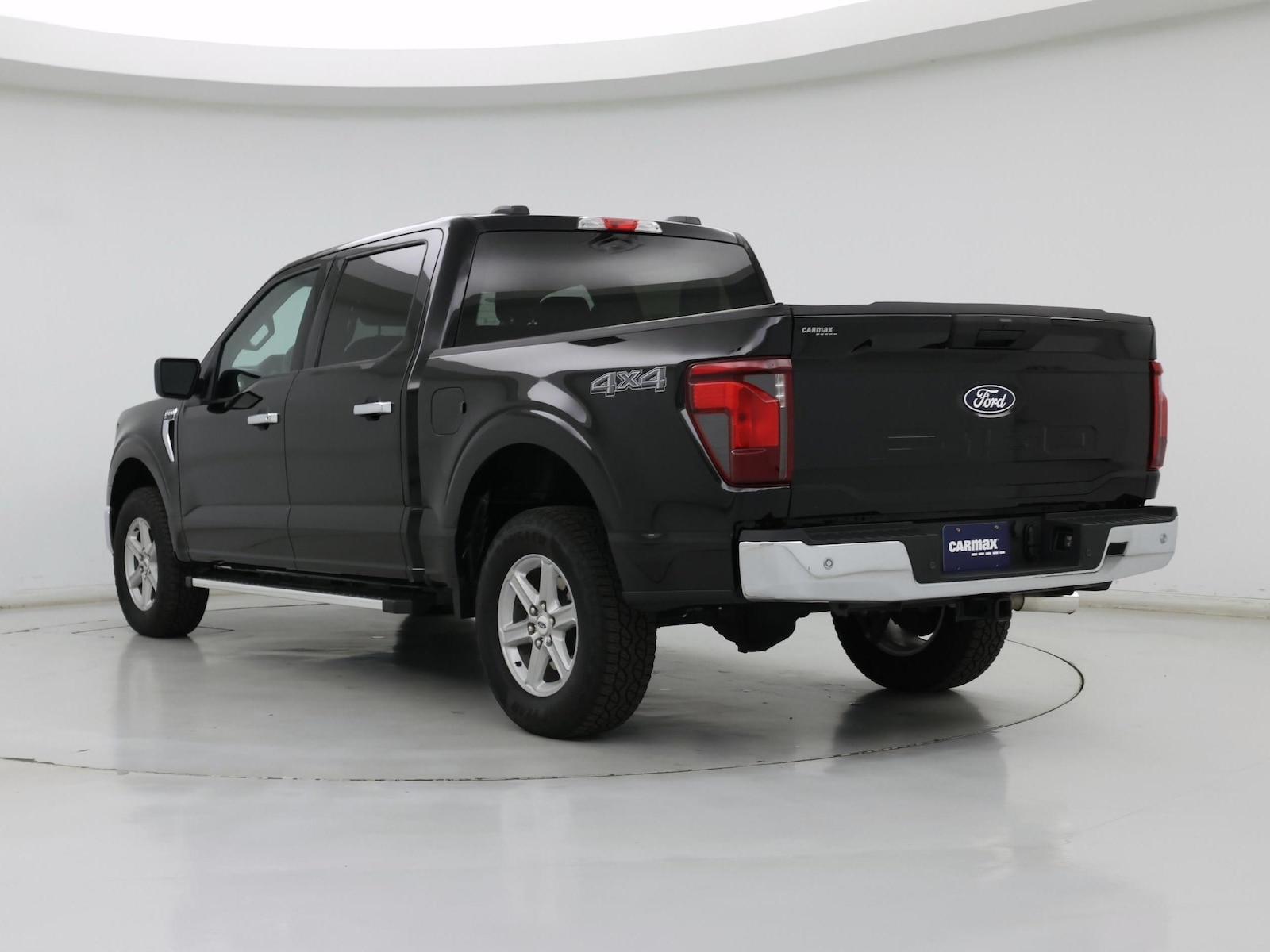 2025 Ford F-150 XLT - Photo 3
