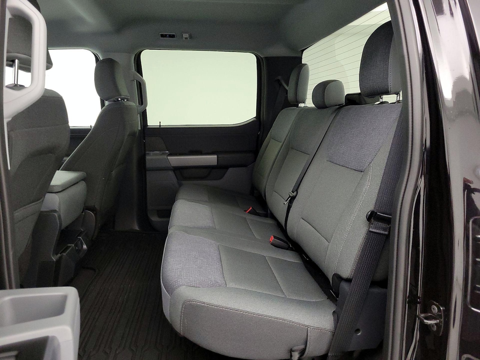 2025 Ford F-150 XLT - Photo 20
